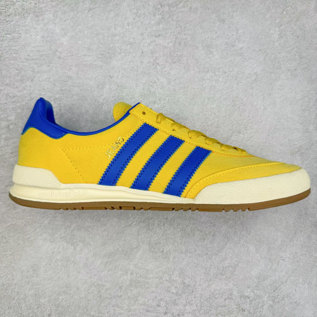 AD Originals Jeans 复古低帮时尚板鞋 GX6954 看它第一眼 你觉得它像不像 当下热门鞋款 \\\”Samba\\\” 哈哈 它其实是诞生于 1979 年的\\\”古早感\\\” 鞋款Jeans MKIl0相较于 MK! MKII在鞋头、中底、后跟均加有TPU 支撑或橡胶保护 这次的复刻使用皮革、翻毛皮打造 简约的鞋型 穿着的轻便 在\\\”Cleanfit\\\”风潮下 它值得你收入囊中 尺码：36 36.5 37 38 38.5 39 40 40.5 41 42 42.5 43 44 44.5 45-选品中心