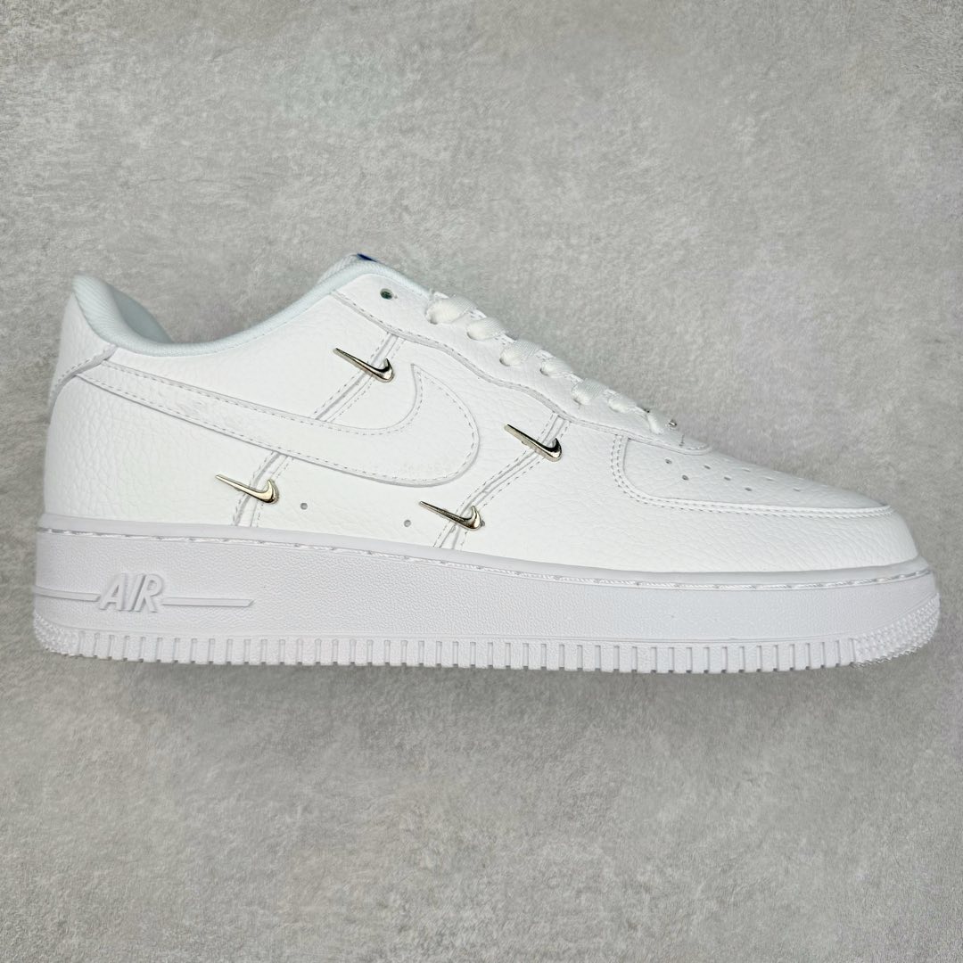 ＃福利特价‼️
NK Air Force 1 07 空军一号经典低帮板鞋 四钩CT1990-100 全网