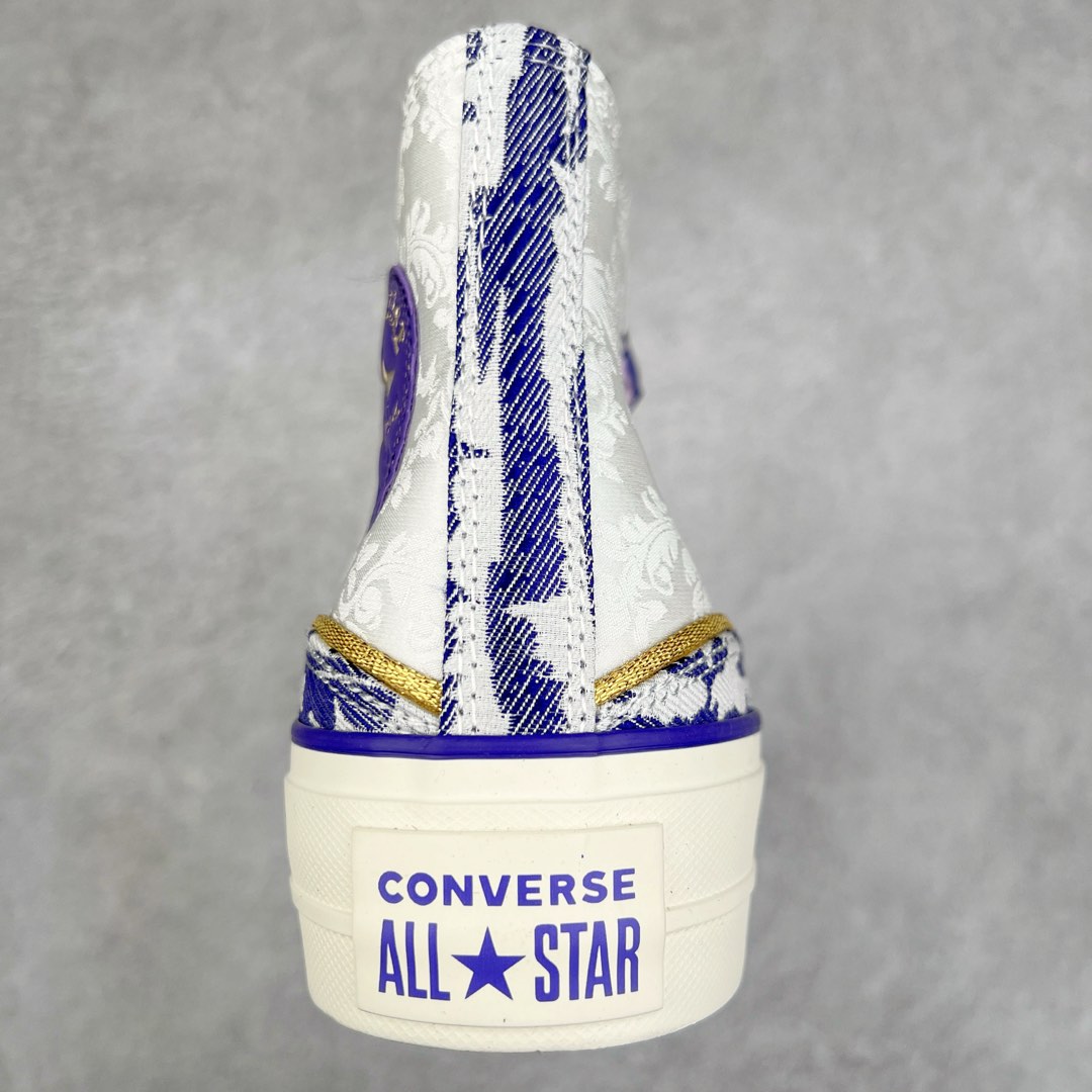 图片[8]-蛇年限定 紫气东来‼️ Converse All Star Lift 厚底高帮 隆重中国年，必须来点高规格 紫气东来，目带不凡气场 从中国美学汲取灵感 贵气优雅紫，演绎古典韵味的青花瓷纹理發 搭配纺织织物材质的帮面，打造细腻触感世自带星星硬币链条元素，寓意星运与你相随，倾注美好祈愿 致意农历新年 厚底设计助你蛇年高调出场 货号：A13353C 尺码：35 36 36.5 37 37.5 38 39 39.5 40 41 41.5 42 42.5 43 44-选品中心