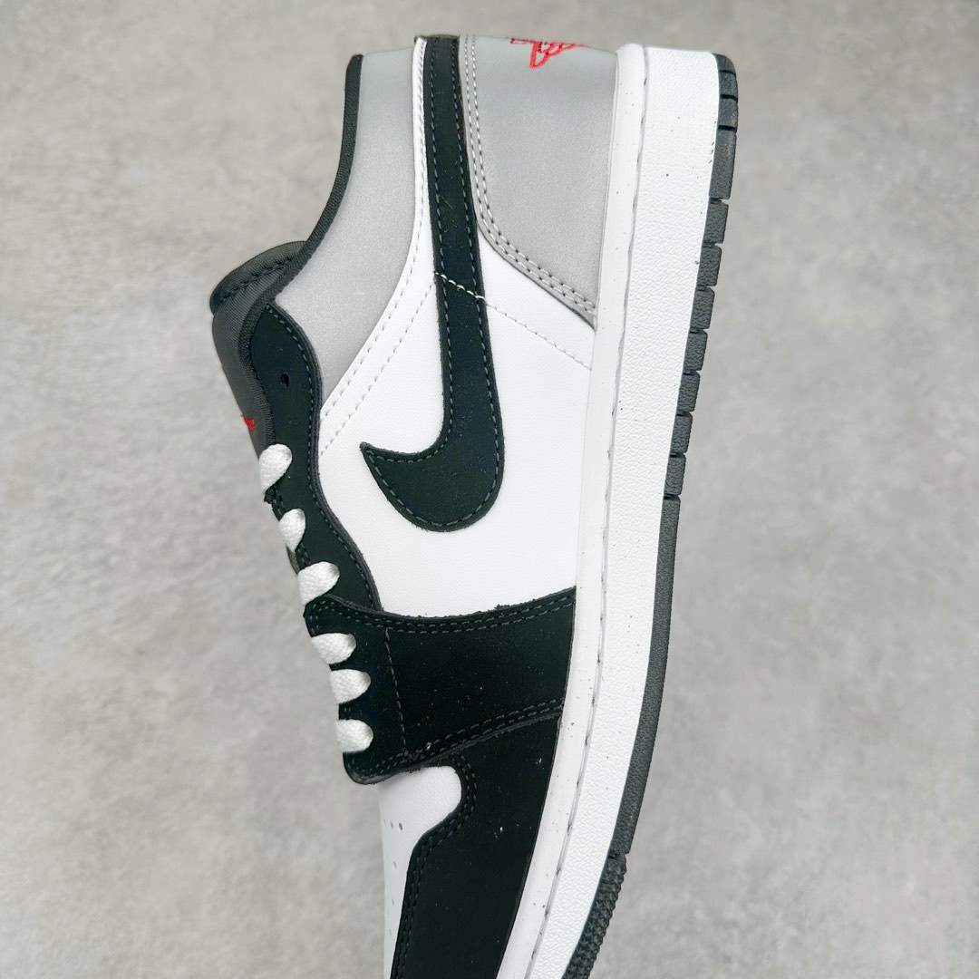 图片[7]-＃K版 Air Jordan AJ1 Low 低帮 黑白灰HF3148-106 全新流水线出品 DT版本唯一平替选择 市场第二梯队最强版 全部原鞋开发 原楦原纸板开发 全鞋电脑针车 原厂内置全掌气垫 原盒内在原标 唯一Zp原版鞋带绑法 免检产品 全新2022版型 全头层皮料 完美零毛边处理 原厂配置全掌气垫 价格定位良心 几十个配色陆续出货 尺码：36 36.5 37.5 38 38.5 39 40 40.5 41 42 42.5 43 44 44.5 45 46 47.5-选品中心