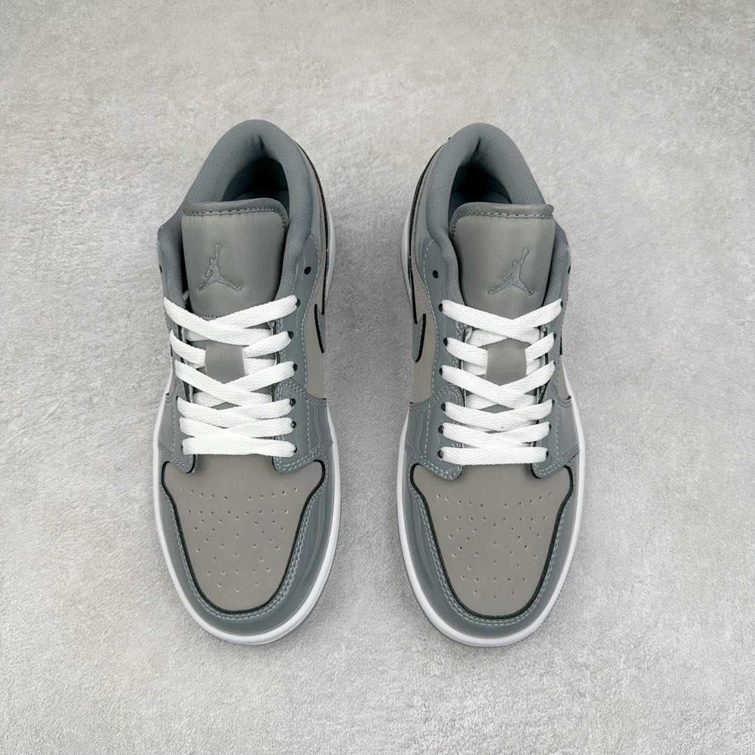 图片[2]-＃K版 Air Jordan AJ1 Low 低帮 灰白HF3148-011 全新流水线出品 DT版本唯一平替选择 市场第二梯队最强版 全部原鞋开发 原楦原纸板开发 全鞋电脑针车 原厂内置全掌气垫 原盒内在原标 唯一Zp原版鞋带绑法 免检产品 全新2022版型 全头层皮料 完美零毛边处理 原厂配置全掌气垫 价格定位良心 几十个配色陆续出货 尺码：36 36.5 37.5 38 38.5 39 40 40.5 41 42 42.5 43 44 44.5 45 46 47.5-选品中心