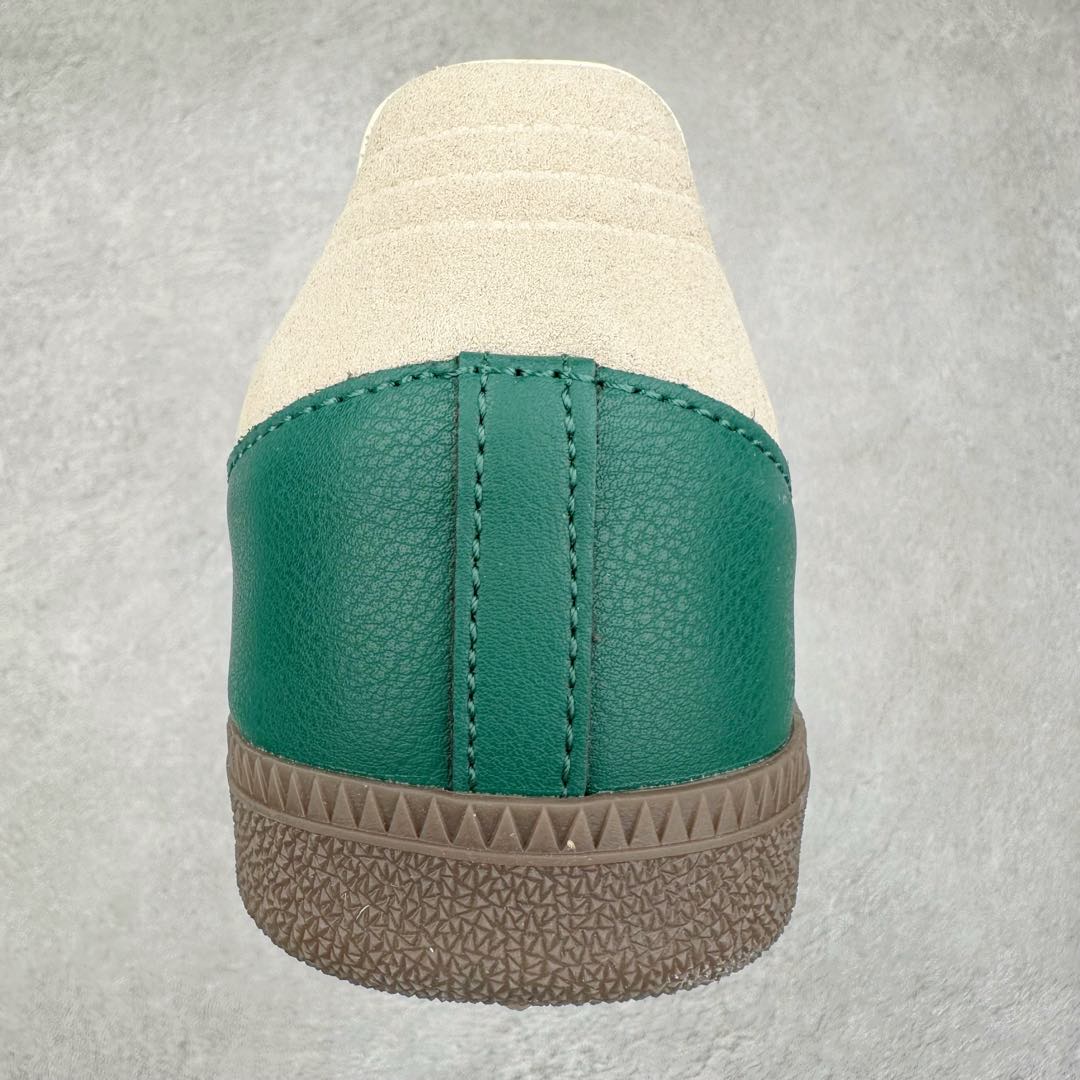 图片[8]-AD Original Samba OG 复古经典轻便板鞋 JI3215 这款桑巴鞋展示了高质量的工艺 带有装饰的超锁缝制和无缝的手感 柔软、柔软的皮革造型和标志性的3条纹完成了精致的外观 正规合身鞋带 鞋面上有绒面鞋垫 橡胶鞋底 享受正畸套筒软感 自50年代首次亮相以来就一直在赢得粉丝的青睐 尺码：36 36.5 37.5 38 38.5 39 40 40.5 41 42 42.5 43 44 44.5 45-选品中心