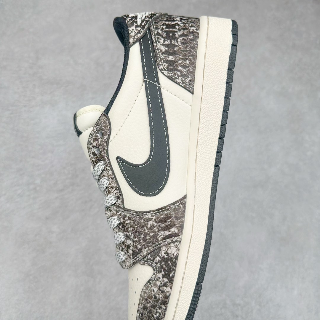 图片[7]-TS x Air Jordan AJ1 Low 倒钩低帮联名定制配色 SJ2068-144 原厂内置气垫魔块 A模大底 头层小牛皮 鞋舌AJ原厂专用牛津布+AJ专用反口珍珠布+原厂无杂质高弹内里海棉+特殊封边弹力鞋带 尺码：36 36.5 37.5 38 38.5 39 40 40.5 41 42 42.5 43 44 44.5 45 46 47.5-选品中心