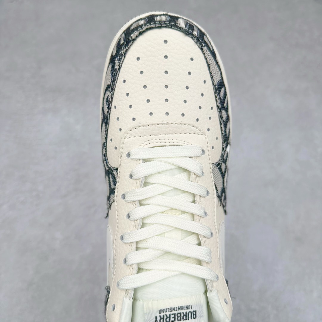 图片[4]-NK Air Force 1´07 Low 空军一号低帮百搭休闲运动板鞋 DF0188-028 柔软、弹性十足的缓震性能和出色的中底设计 横跨复古与现代的外型结合 造就出风靡全球 三十多年的Force 1 直到今天还深受青睐 尺码：36 36.5 37.5 38 38.5 39 40 40.5 41 42 42.5 43 44 44.5 45-选品中心