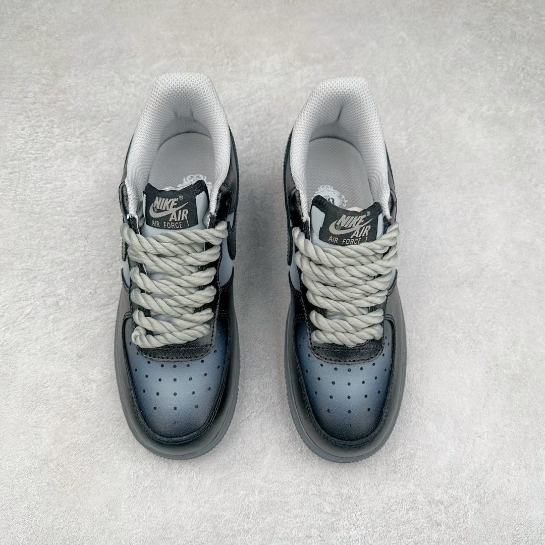 图片[2]-NK Air Force 1´07 Low 空军一号低帮百搭休闲运动板鞋 YD2425-101 柔软、弹性十足的缓震性能和出色的中底设计 横跨复古与现代的外型结合 造就出风靡全球 三十多年的Force 1 直到今天还深受青睐 尺码：36 36.5 37.5 38 38.5 39 40 40.5 41 42 42.5 43 44 44.5 45-选品中心