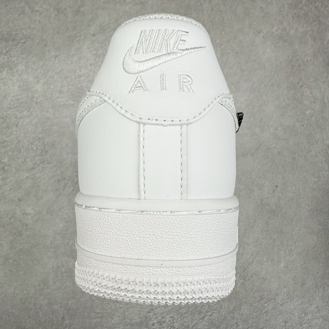 图片[8]-NK Air Force 1´07 Low 空军一号低帮百搭休闲运动板鞋 IF1686-101 柔软、弹性十足的缓震性能和出色的中底设计 横跨复古与现代的外型结合 造就出风靡全球 三十多年的Force 1 直到今天还深受青睐 尺码：36 36.5 37.5 38 38.5 39 40 40.5 41 42 42.5 43 44 44.5 45-选品中心