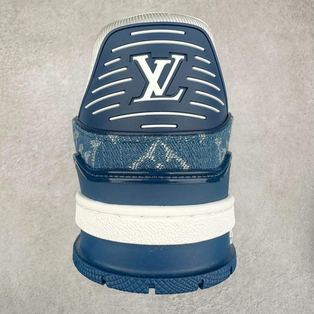 图片[8]-＃K1 Louis Vuitton Trainer lv时装走秀运动鞋 完美鞋型超高的清洁度 零毛边线头瑕疵 全套原楦原纸版原鞋开模 全网最具灵魂的版型 正确原装黄色鞋盒 正确中底印花 鞋面印花3D高频深度立体 全鞋电脑针车 紧密相连 针距密度一致 环保乳胶注塑鞋垫 厚度脚感还原原版 皮面裁剪部位 统一油边封口工艺 原装橡胶大底含胶量大底组合零偏差 专柜全套包装 防尘袋 说明书 质保卡 男女鞋 尺码：35 36 37 38 39 40 41 42 43 44 45-选品中心