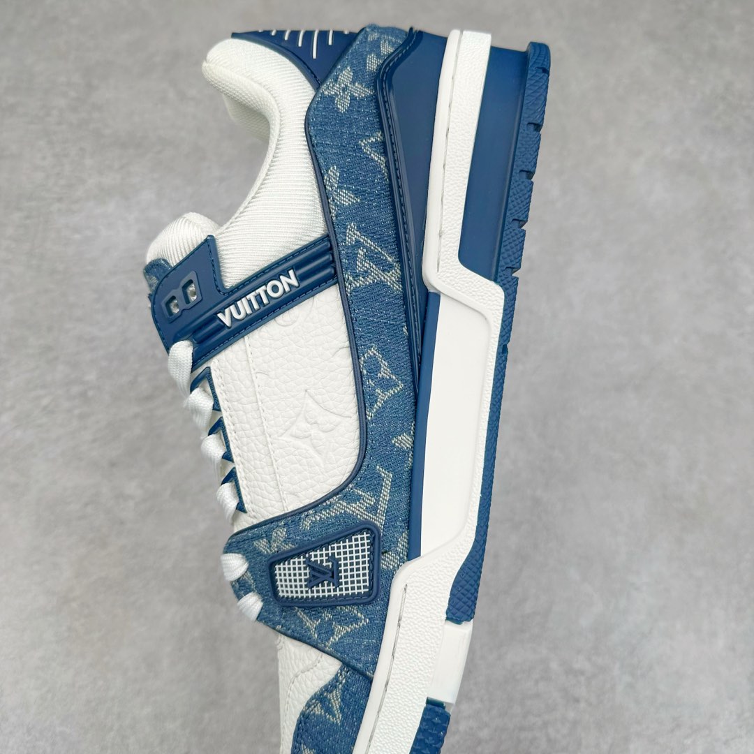 图片[7]-＃K1 Louis Vuitton Trainer lv时装走秀运动鞋 完美鞋型超高的清洁度 零毛边线头瑕疵 全套原楦原纸版原鞋开模 全网最具灵魂的版型 正确原装黄色鞋盒 正确中底印花 鞋面印花3D高频深度立体 全鞋电脑针车 紧密相连 针距密度一致 环保乳胶注塑鞋垫 厚度脚感还原原版 皮面裁剪部位 统一油边封口工艺 原装橡胶大底含胶量大底组合零偏差 专柜全套包装 防尘袋 说明书 质保卡 男女鞋 尺码：35 36 37 38 39 40 41 42 43 44 45-选品中心