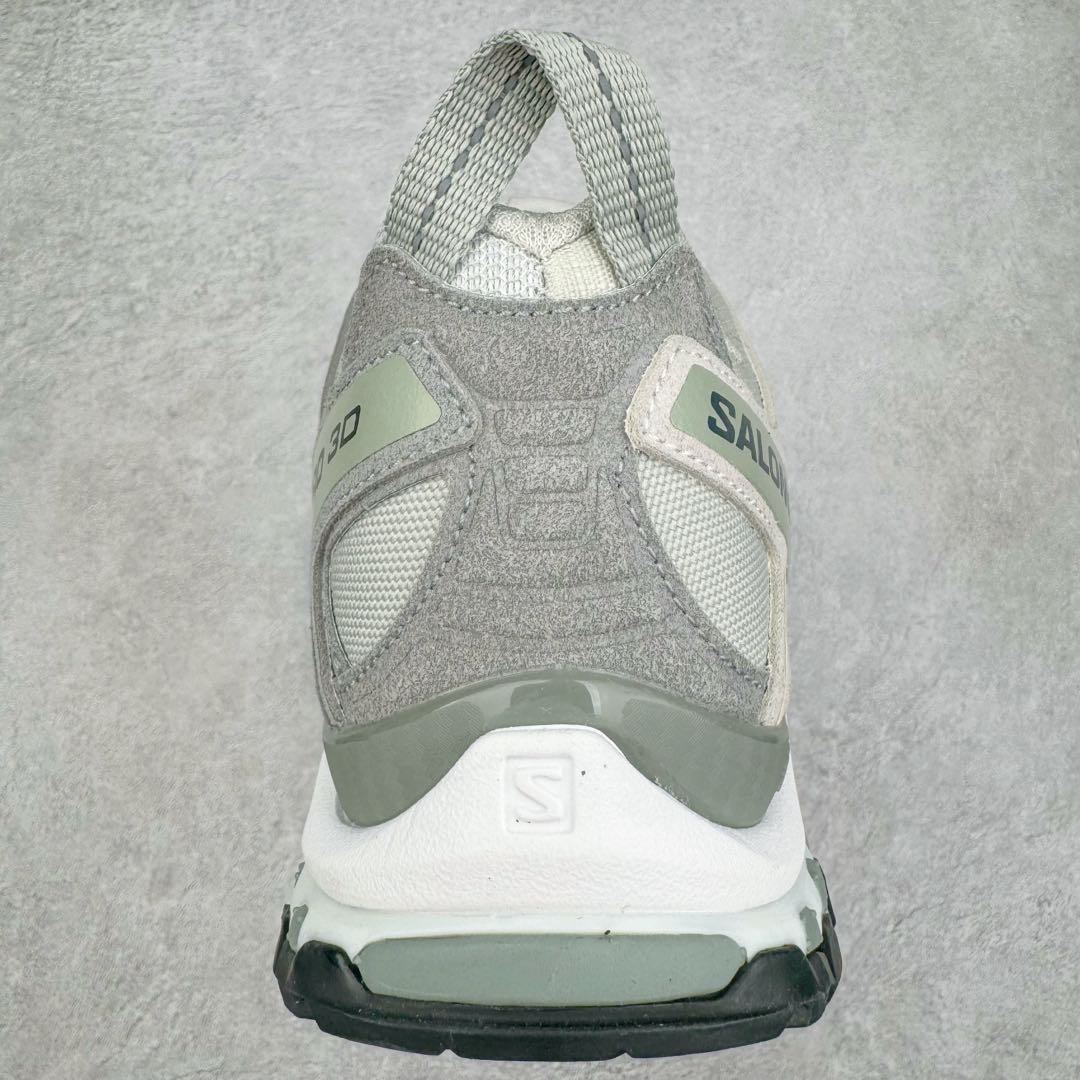 图片[8]-＃GX/绿X SALOMON XA Pro 3D ADV 萨洛蒙潮流越野机能户外功能鞋 纯原外贸平台特供订单 耗时半年巨作 全套原纸板楦头开发 原厂特供网布配套加持 确保原汁原味 完美呈现版型 原档数据独家私模五层组合大底 男女鞋同步官方开发至46.5 原装Ortholite轻量化鞋垫 中底布带钢印编号 原厂TPU锁扣 进口港宝加持 后跟自然饱满 还原公司包裹性 鞋面采用SENSIFT贴合技术 全方位贴合包裹脚型 鞋跟部鞋底牵引设计 提供强大的抓地性能 更适应野外崎岖不平的道路 其3D ADVANCED CHASSIS底盘 材料轻量大化 钉齿设计更具稳定性 防护性 鞋底易磨损区运用CONTAGRIP高耐磨材料 应对城市硬质路面长距离跑考验 尺码：36 36.5 37.5 38 38.5 39 40 40.5 41 42 42.5 43 44 44.5 45 46 46.5-选品中心