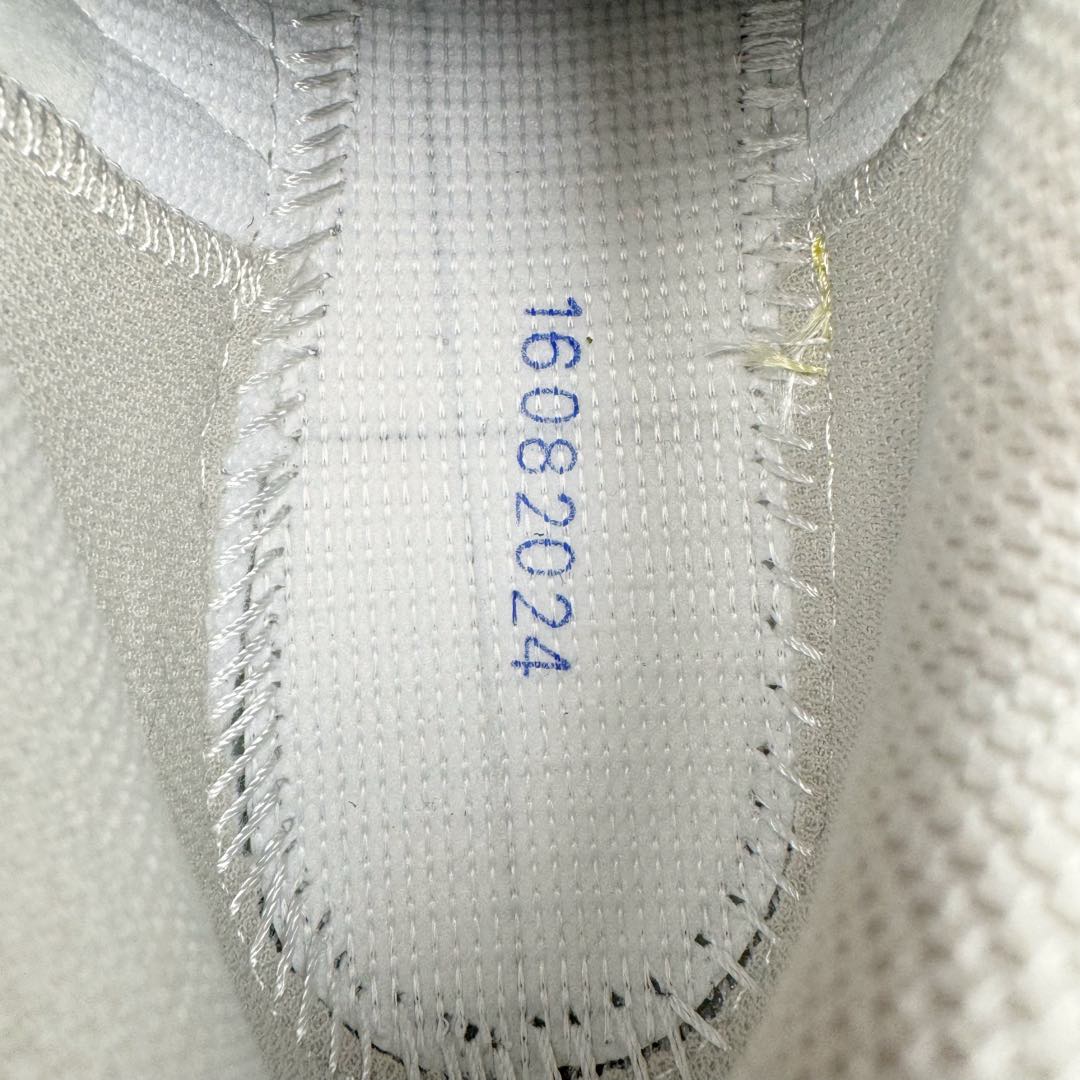 图片[10]-＃GX/绿X SALOMON XA Pro 3D ADV 萨洛蒙潮流越野机能户外功能鞋 纯原外贸平台特供订单 耗时半年巨作 全套原纸板楦头开发 原厂特供网布配套加持 确保原汁原味 完美呈现版型 原档数据独家私模五层组合大底 男女鞋同步官方开发至46.5 原装Ortholite轻量化鞋垫 中底布带钢印编号 原厂TPU锁扣 进口港宝加持 后跟自然饱满 还原公司包裹性 鞋面采用SENSIFT贴合技术 全方位贴合包裹脚型 鞋跟部鞋底牵引设计 提供强大的抓地性能 更适应野外崎岖不平的道路 其3D ADVANCED CHASSIS底盘 材料轻量大化 钉齿设计更具稳定性 防护性 鞋底易磨损区运用CONTAGRIP高耐磨材料 应对城市硬质路面长距离跑考验 尺码：36 36.5 37.5 38 38.5 39 40 40.5 41 42 42.5 43 44 44.5 45 46 46.5-选品中心