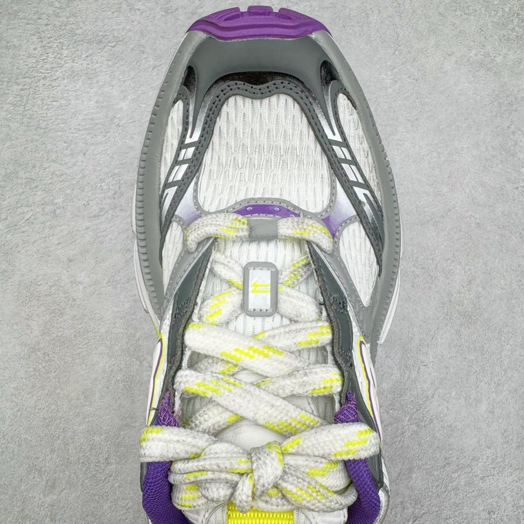 图片[4]-＃XA BALENCIAGA 10XL Sneakers 巴黎世家十二代网布系带低帮走秀复古老爹鞋 全套原纸板楦头开发 最原汁原味的灵魂版型 全鞋荧光划线卡点 胶水把控整洁度追求极致完美 每一双都是工艺品 多重QC质检 超越公司货的品控标准 实实在在的免检产品 原盒原配 正确字体电绣 粗细、位置、大小正确 侧边TPU 透气孔匹配意产原版 正确分离大底 TPU软底 原版一致大底LOGO 立体感十足 原厂皮料水洗做旧 采购原厂网纱 不含皮革 网布材料和聚氨酯 磨损效果 展现品牌对于新潮事物的热情 这款鞋子拥有巨大尺寸和醒目设计 符合当下”老爹鞋”的趋势 鞋子采用银灰配色 营造出低调而不失华丽的效果 10XL的尺码使它成为市场中最显眼的存在 适合追求个性化的人群 Balenciaga始终站在时尚前沿 此次发布的产品再次体现了他们的创新能力 尺码：35 36 37 38 39 40 41 42 43 44 45 46-选品中心