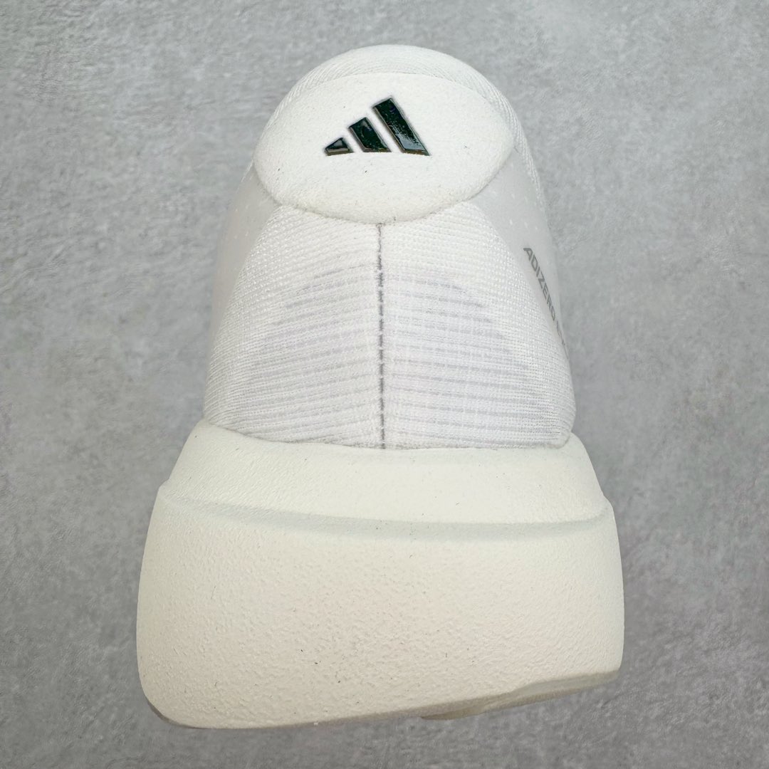 图片[8]-＃纯原 AD Adizero Eva SL M 零度进化版系列低帮轻便透气竞速休闲运动慢跑鞋 JH6206 相信大家对去年 adidas 横空出世的「顶级超跑」adiZero Adios Pro EVO 1 记忆犹新！不仅登顶阿迪史上最轻跑鞋宝座，更在接下来的全球马拉松赛事中，持续书写着惊人成绩，被网友戏称新一代「阿迪神鞋」全网刷屏！极简设计语言与强烈速度感和存在感的鞋侧三线，让人过目不忘，特别种草！其中定位于中长跑训练的 adidas Adizero Evo SL，整体外观造型与 adiZero Adios Pro EVO 1 非常相似。中底配置方面搭载全掌 Lightstrike Pro，鞋面采用透气网面示人，契合日常训练鞋的定位，更加耐用。外底给到了马牌橡胶，及类似上代竞速旗舰 adidas Adizero Adios Pro 3 区域分布。整体看下来无论是外观的鲜明辨识度，还是配置的扎实程度都很顶。尺码：36 36⅔ 37⅓ 38 38⅔ 39⅓ 40 40⅔ 41⅓ 42 42⅔ 43⅓ 44 45-选品中心