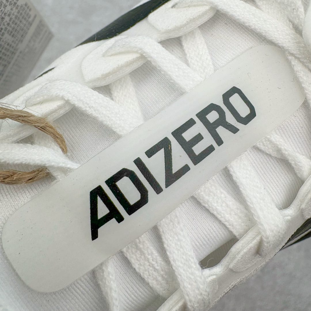 图片[14]-＃纯原 AD Adizero Eva SL M 零度进化版系列低帮轻便透气竞速休闲运动慢跑鞋 JH6206 相信大家对去年 adidas 横空出世的「顶级超跑」adiZero Adios Pro EVO 1 记忆犹新！不仅登顶阿迪史上最轻跑鞋宝座，更在接下来的全球马拉松赛事中，持续书写着惊人成绩，被网友戏称新一代「阿迪神鞋」全网刷屏！极简设计语言与强烈速度感和存在感的鞋侧三线，让人过目不忘，特别种草！其中定位于中长跑训练的 adidas Adizero Evo SL，整体外观造型与 adiZero Adios Pro EVO 1 非常相似。中底配置方面搭载全掌 Lightstrike Pro，鞋面采用透气网面示人，契合日常训练鞋的定位，更加耐用。外底给到了马牌橡胶，及类似上代竞速旗舰 adidas Adizero Adios Pro 3 区域分布。整体看下来无论是外观的鲜明辨识度，还是配置的扎实程度都很顶。尺码：36 36⅔ 37⅓ 38 38⅔ 39⅓ 40 40⅔ 41⅓ 42 42⅔ 43⅓ 44 45-选品中心