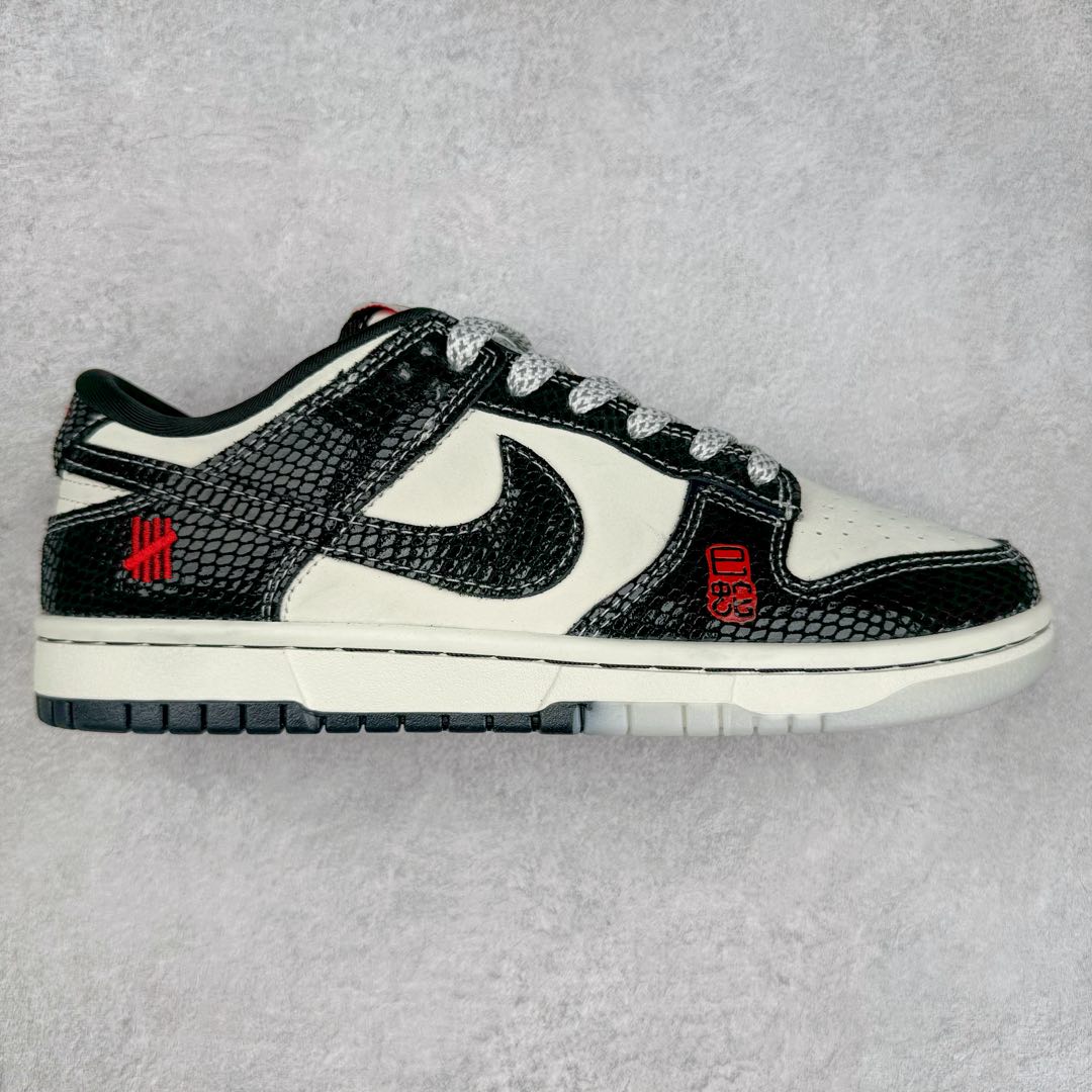 NK Dunk Low 定制配色 AG3702-853 大厂出品 极力推荐 原装头层材料 独家版型蒸餾加工帶來的是更好的视觉和脚感体验大厂纯原品质出货 清洁度 电绣工艺 皮料切割干净无任何毛边 细节完美 尺码：36 36.5 37.5 38 38.5 39 40 40.5 41 42 42.5 43 44 44.5 45-选品中心