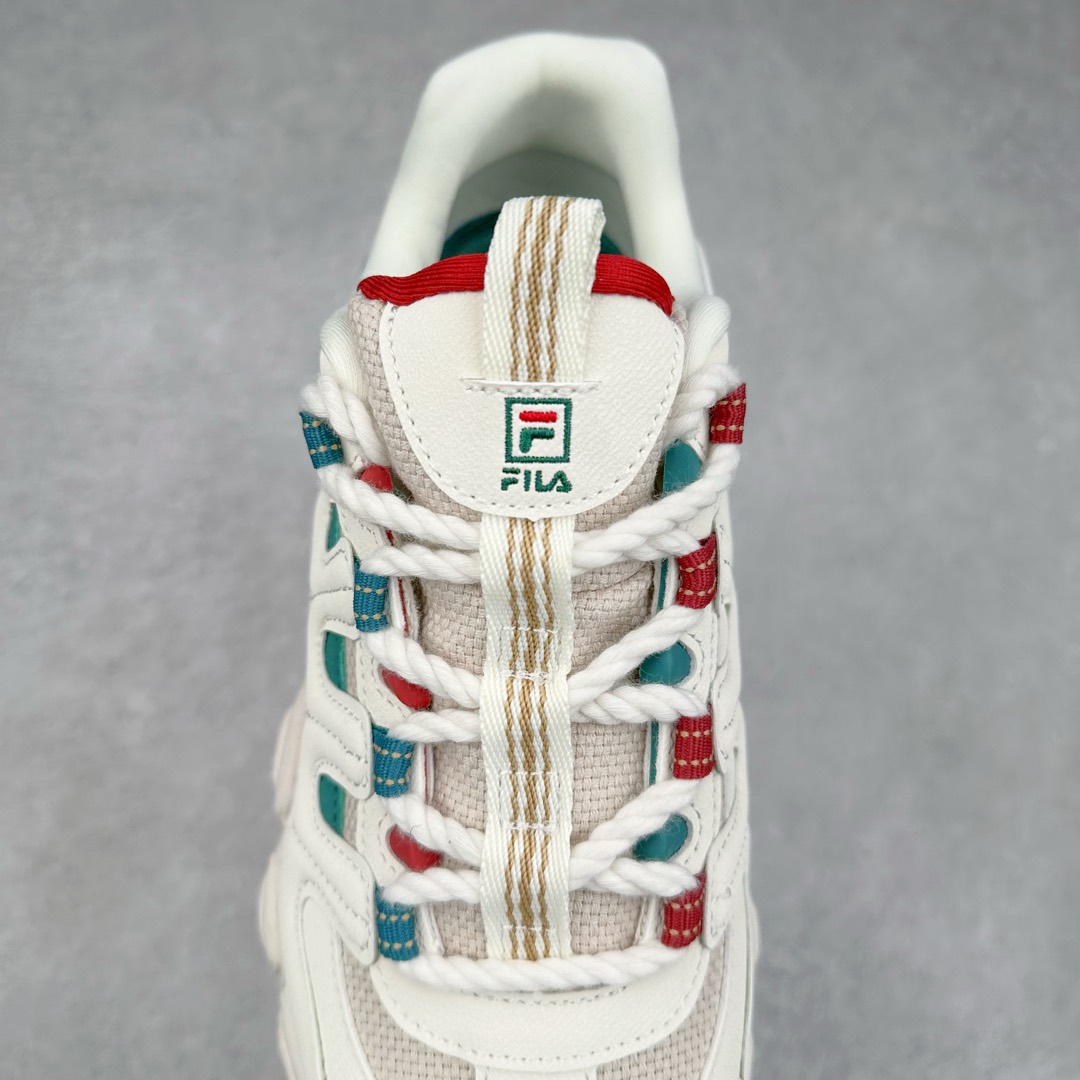 图片[5]-FILA originale collection Croissant 斐乐潮流Y2K复古潮牌防滑耐磨轻便低帮老爹鞋 FUSION 系列传承了 FILA 的百年基因，融入年轻运动及潮流文化，成为引领变革、创新突破的一代。以“1+N” 的跨界合作模式重现经典的同时创造经典。带来最出其不意的跨界合作惊喜。同时，FILAFUSION把FILA 的 DNA 融入到定制体验里，你可以随心制造厲于你的产品。FILA FUSION 的鞋家族涵盖了老爹鞋、跑步鞋、网球鞋、季节款。风格复古新潮，满足了时尚人士出行及各类运动的搭配需求，成为当下年轻人筷拥的鞋类品牌之一。FILA FUSION 走进年轻人的世界，通过年轻人运动，街舞，滑板，篮球，展现 FILA FUSION 的潮流态度和年轻文化。FILA FUSION 认为末来属于引领变革、创新突破的年轻一代，让我们一起构成 FILA 未来的蓝图吧！尺码：35.5 36 36.5 37.5 38 38.5 39 40-选品中心