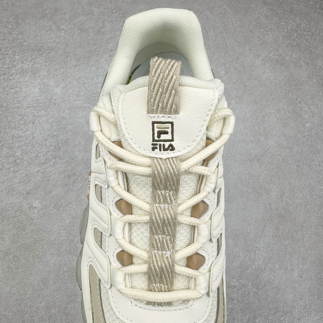 图片[5]-FILA originale collection Croissant 斐乐潮流Y2K复古潮牌防滑耐磨轻便低帮老爹鞋 FUSION 系列传承了 FILA 的百年基因，融入年轻运动及潮流文化，成为引领变革、创新突破的一代。以“1+N” 的跨界合作模式重现经典的同时创造经典。带来最出其不意的跨界合作惊喜。同时，FILAFUSION把FILA 的 DNA 融入到定制体验里，你可以随心制造厲于你的产品。FILA FUSION 的鞋家族涵盖了老爹鞋、跑步鞋、网球鞋、季节款。风格复古新潮，满足了时尚人士出行及各类运动的搭配需求，成为当下年轻人筷拥的鞋类品牌之一。FILA FUSION 走进年轻人的世界，通过年轻人运动，街舞，滑板，篮球，展现 FILA FUSION 的潮流态度和年轻文化。FILA FUSION 认为末来属于引领变革、创新突破的年轻一代，让我们一起构成 FILA 未来的蓝图吧！尺码：35.5 36 36.5 37.5 38 38.5 39 40-选品中心