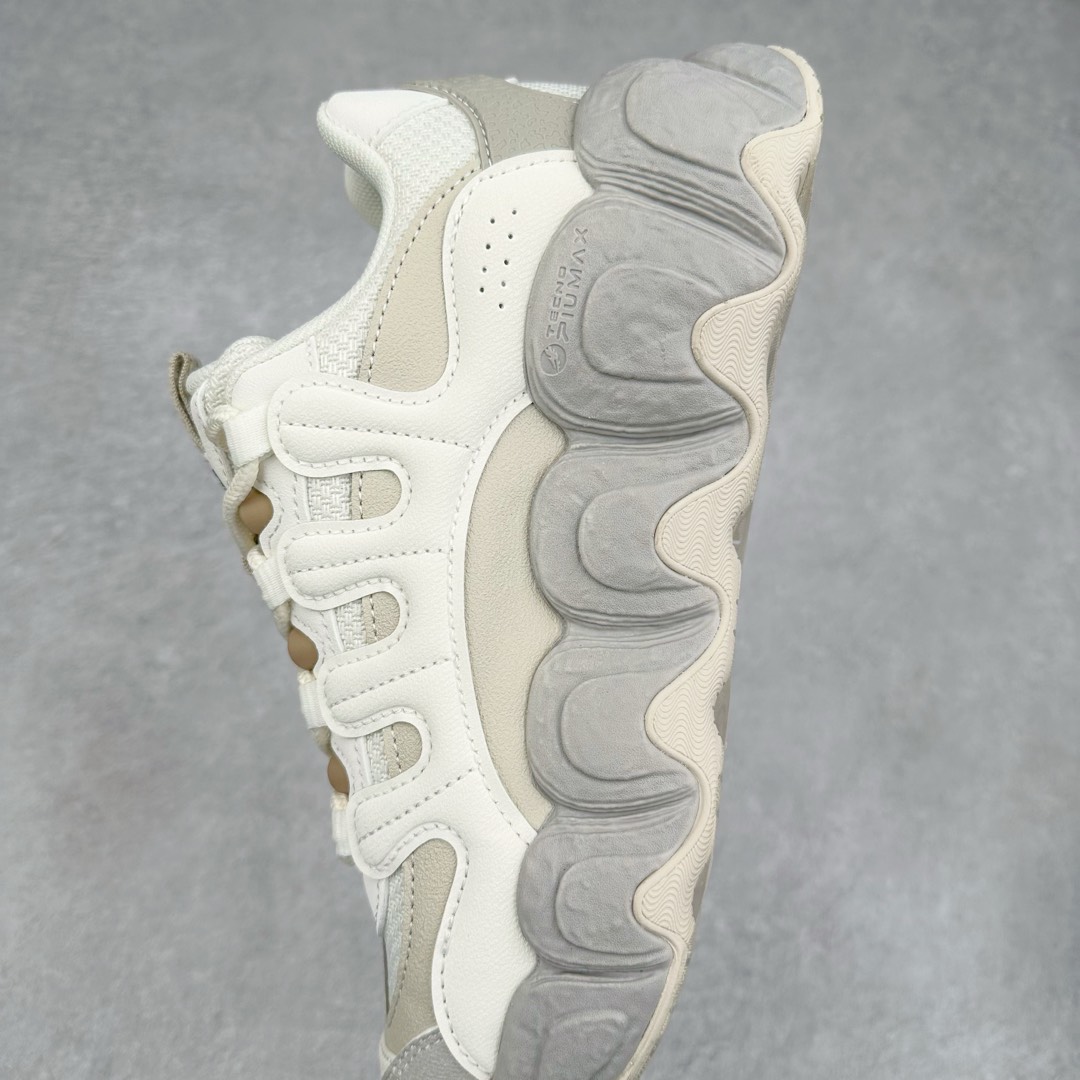 图片[7]-FILA originale collection Croissant 斐乐潮流Y2K复古潮牌防滑耐磨轻便低帮老爹鞋 FUSION 系列传承了 FILA 的百年基因，融入年轻运动及潮流文化，成为引领变革、创新突破的一代。以“1+N” 的跨界合作模式重现经典的同时创造经典。带来最出其不意的跨界合作惊喜。同时，FILAFUSION把FILA 的 DNA 融入到定制体验里，你可以随心制造厲于你的产品。FILA FUSION 的鞋家族涵盖了老爹鞋、跑步鞋、网球鞋、季节款。风格复古新潮，满足了时尚人士出行及各类运动的搭配需求，成为当下年轻人筷拥的鞋类品牌之一。FILA FUSION 走进年轻人的世界，通过年轻人运动，街舞，滑板，篮球，展现 FILA FUSION 的潮流态度和年轻文化。FILA FUSION 认为末来属于引领变革、创新突破的年轻一代，让我们一起构成 FILA 未来的蓝图吧！尺码：35.5 36 36.5 37.5 38 38.5 39 40-选品中心