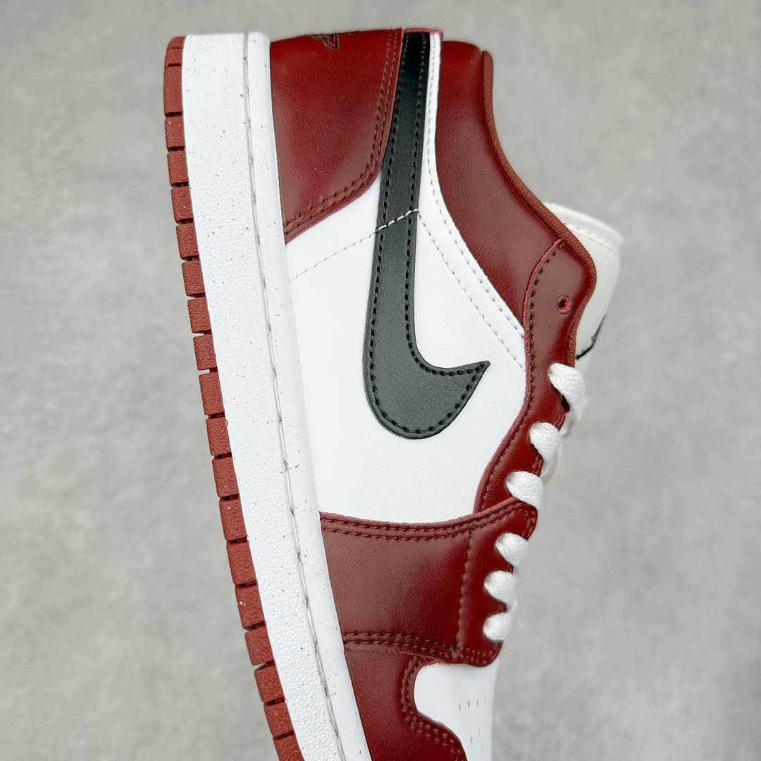 图片[6]-＃K版 Air Jordan AJ1 Low 低帮 酒红白HF3148-106 全新流水线出品 DT版本唯一平替选择 市场第二梯队最强版 全部原鞋开发 原楦原纸板开发 全鞋电脑针车 原厂内置全掌气垫 原盒内在原标 唯一Zp原版鞋带绑法 免检产品 全新2022版型 全头层皮料 完美零毛边处理 原厂配置全掌气垫 价格定位良心 几十个配色陆续出货 尺码：36 36.5 37.5 38 38.5 39 40 40.5 41 42 42.5 43 44 44.5 45 46 47.5-选品中心