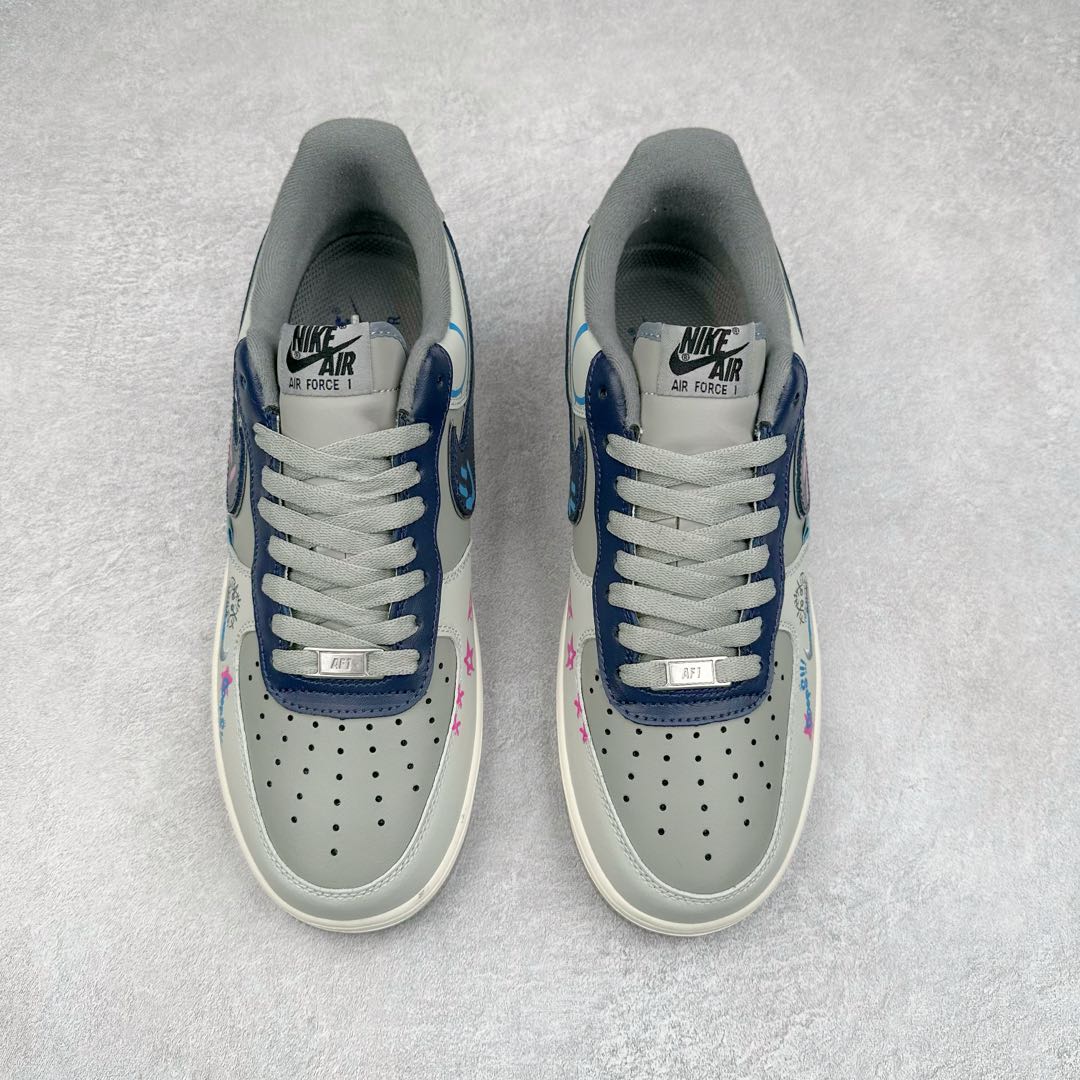 图片[2]-NK Air Force 1´07 Low 空军一号低帮百搭休闲运动板鞋 XL2321-222 柔软、弹性十足的缓震性能和出色的中底设计 横跨复古与现代的外型结合 造就出风靡全球 三十多年的Force 1 直到今天还深受青睐 尺码：36 36.5 37.5 38 38.5 39 40 40.5 41 42 42.5 43 44 44.5 45-选品中心