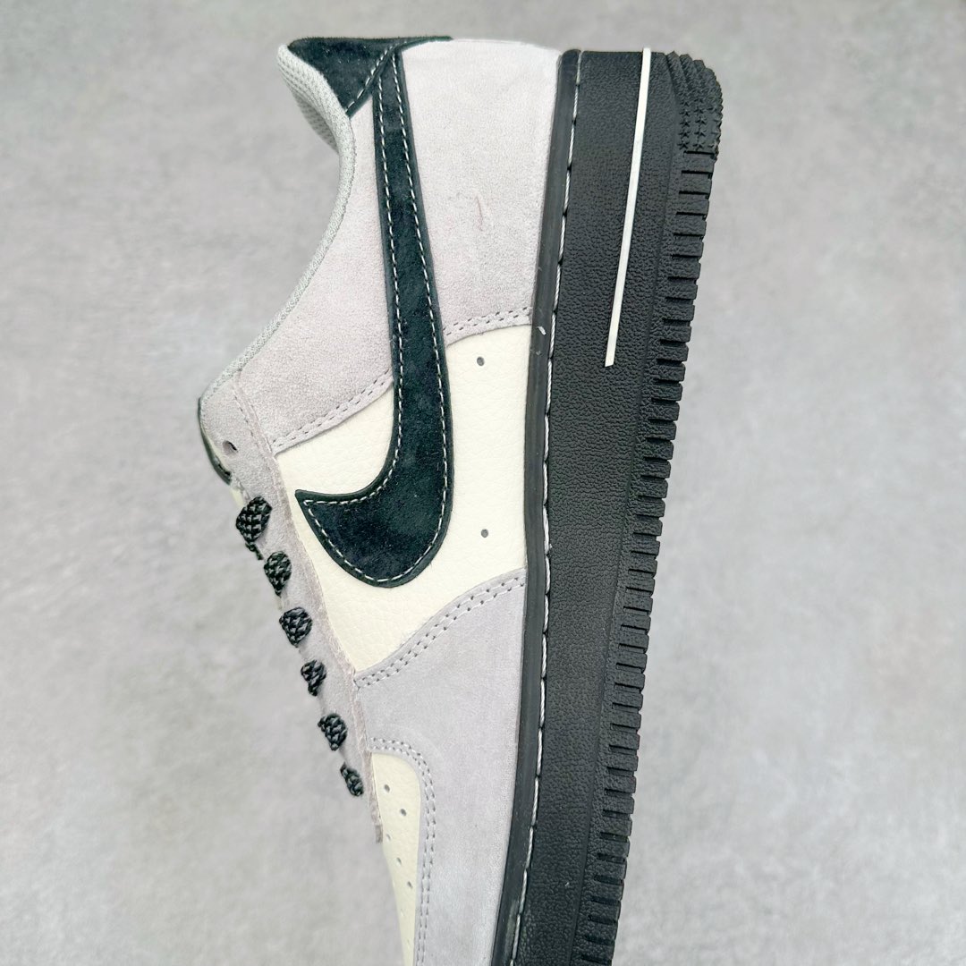 图片[7]-NK Air Force 1´07 Low 空军一号低帮百搭休闲运动板鞋 XZ6188-195 柔软、弹性十足的缓震性能和出色的中底设计 横跨复古与现代的外型结合 造就出风靡全球 三十多年的Force 1 直到今天还深受青睐 尺码：36 36.5 37.5 38 38.5 39 40 40.5 41 42 42.5 43 44 44.5 45-选品中心