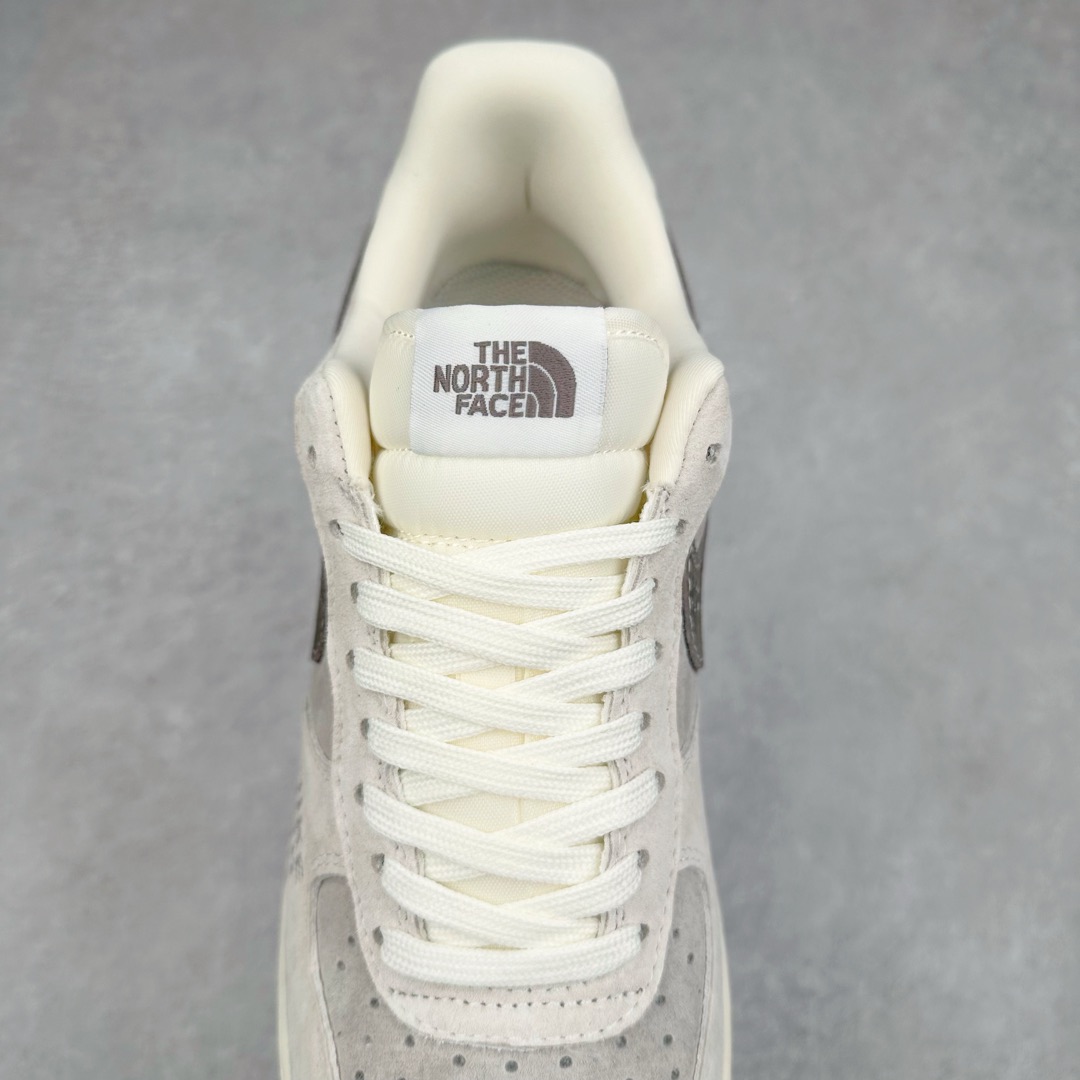 图片[5]-NK Air Force 1´07 Low 空军一号低帮百搭休闲运动板鞋 KK1988-041 柔软、弹性十足的缓震性能和出色的中底设计 横跨复古与现代的外型结合 造就出风靡全球 三十多年的Force 1 直到今天还深受青睐 尺码：36 36.5 37.5 38 38.5 39 40 40.5 41 42 42.5 43 44 44.5 45-选品中心