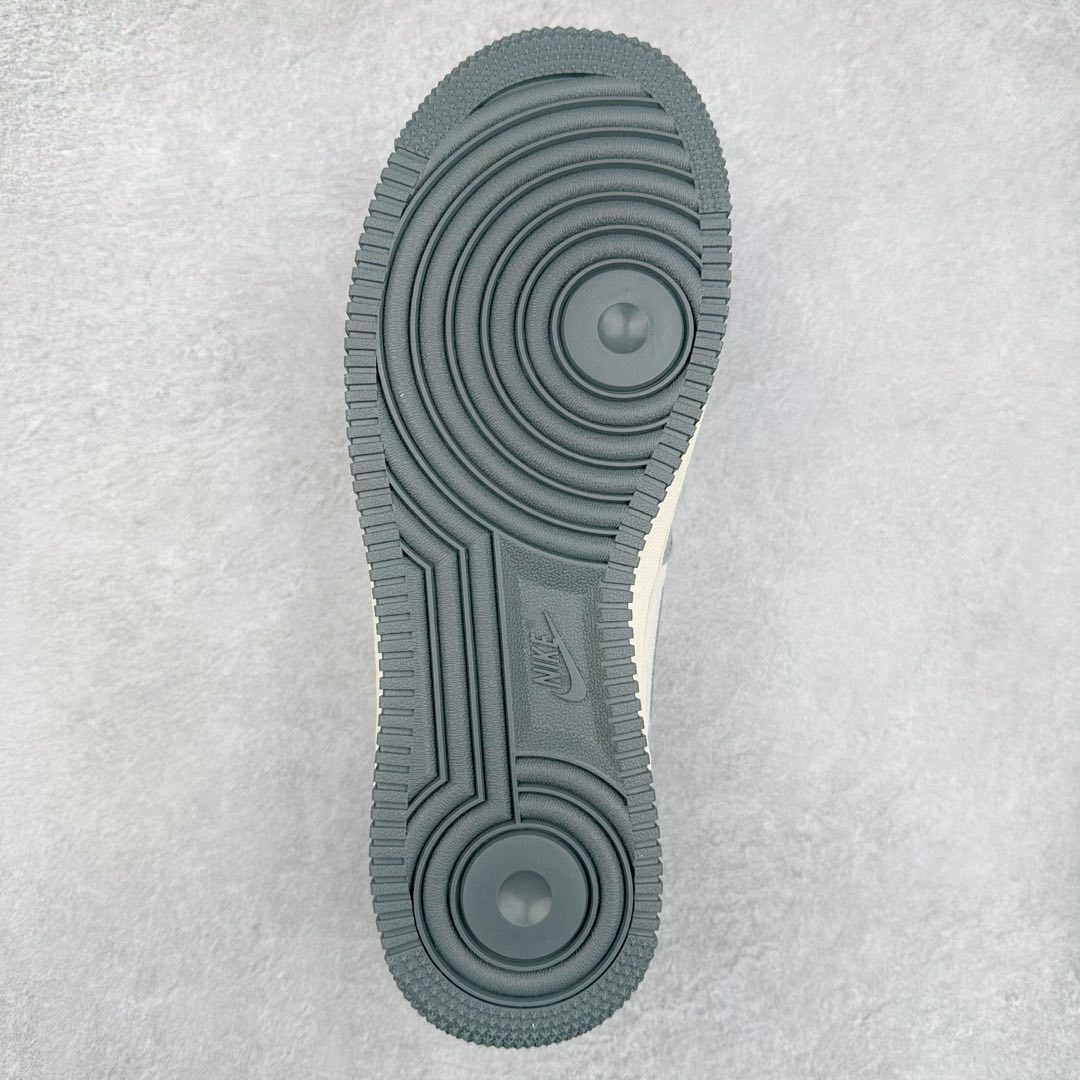 图片[9]-NK Air Force 1´07 Low 空军一号低帮百搭休闲运动板鞋 DM6688-006 柔软、弹性十足的缓震性能和出色的中底设计 横跨复古与现代的外型结合 造就出风靡全球 三十多年的Force 1 直到今天还深受青睐 尺码：36 36.5 37.5 38 38.5 39 40 40.5 41 42 42.5 43 44 44.5 45-选品中心