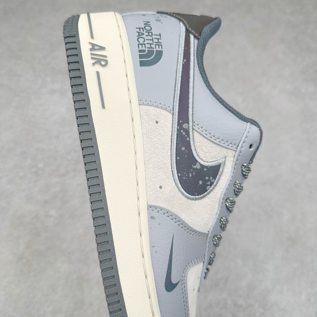 图片[6]-NK Air Force 1´07 Low 空军一号低帮百搭休闲运动板鞋 DM6688-006 柔软、弹性十足的缓震性能和出色的中底设计 横跨复古与现代的外型结合 造就出风靡全球 三十多年的Force 1 直到今天还深受青睐 尺码：36 36.5 37.5 38 38.5 39 40 40.5 41 42 42.5 43 44 44.5 45-选品中心