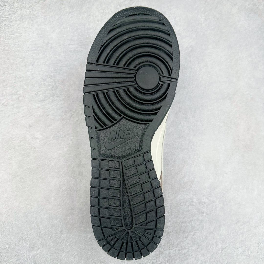 图片[9]-NK Dunk Low 定制配色 DJ2024-063 大厂出品 极力推荐 原装头层材料 独家版型蒸餾加工帶來的是更好的视觉和脚感体验大厂纯原品质出货 清洁度 电绣工艺 皮料切割干净无任何毛边 细节完美 尺码：36 36.5 37.5 38 38.5 39 40 40.5 41 42 42.5 43 44 44.5 45-选品中心