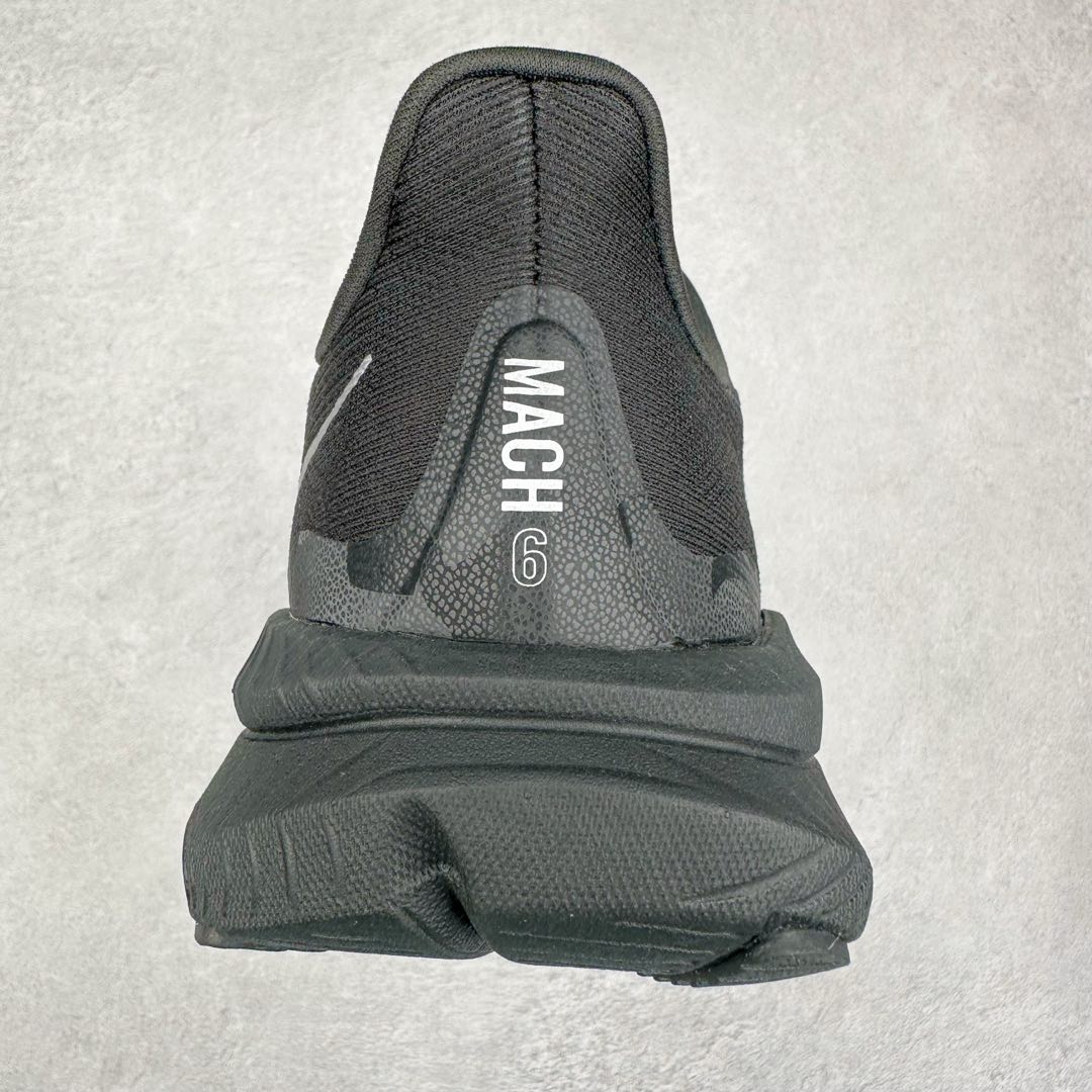 图片[8]-＃特价福利 HOKA ONE ONE MACH 马赫6 柔软舒适Y2K复古跑鞋防滑耐磨低帮跑步鞋 鞋面上部使用了编织紧密的单层提花网纱（Creel Jacquard）针织技术，虽然初穿时中足部位包裹稍显紧绷，但在几次穿着跑步后会好转，材料舒适贴合，无热点或刺激现象出现。鞋带系统标准配置，鞋带质量理想，鞋舌薄而填充少，内外两侧完全接合，能很好地包裹足部。Mach 6的中底摒弃了先前Mach 5所使用的PROFLY+双层中底和橡胶化泡沫，转而采用全新的SCF（超级临界泡沫）EVA材料，该材料为跑者提供了更明显的回弹感，在落地时能够快速反弹推离地面。相较于Mach 5的软弹着地感，Mach 6带来了一种显著不同的跑步体验。尺码：36 36.5 37.5 38 38.5 39 40 40.5 41 42 42.5 43 44 44.5 45-选品中心