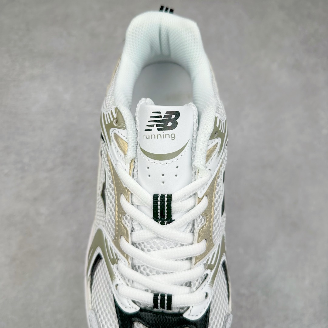 图片[5]-New Balance NB530 新百伦复古透气跑步鞋 抛弃过往以皮革为主的人气轮廓 以极具复古风范的跑鞋外观呈现 设计上全鞋以简约清爽的纯白色作基底 鞋身覆盖大面积织物网眼材质 并于鞋头、鞋带孔眼片等细节处点缀对比鲜明的反光银镀层凸显 鞋舌、侧身等位置则辅以一贯的「N」字标志和品牌徽标彰显身份 最后通过搭载的 ABZORB 缓震中底完善整体造型 尺码：36 37 37.5 38 38.5 39 40 40.5 41 42 42.5 43 44 45-选品中心