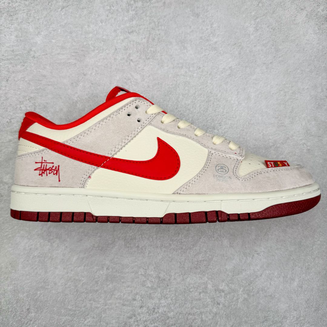 NK Dunk Low 定制配色 KK1333-021 大厂出品 极力推荐 原装头层材料 独家版型蒸餾加工帶來的是更好的视觉和脚感体验大厂纯原品质出货 清洁度 电绣工艺 皮料切割干净无任何毛边 细节完美 尺码：36 36.5 37.5 38 38.5 39 40 40.5 41 42 42.5 43 44 44.5 45-选品中心