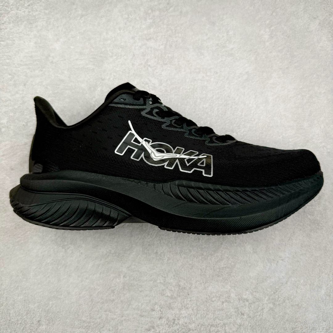 图片[12]-＃特价福利 HOKA ONE ONE MACH 马赫6 柔软舒适Y2K复古跑鞋防滑耐磨低帮跑步鞋 鞋面上部使用了编织紧密的单层提花网纱（Creel Jacquard）针织技术，虽然初穿时中足部位包裹稍显紧绷，但在几次穿着跑步后会好转，材料舒适贴合，无热点或刺激现象出现。鞋带系统标准配置，鞋带质量理想，鞋舌薄而填充少，内外两侧完全接合，能很好地包裹足部。Mach 6的中底摒弃了先前Mach 5所使用的PROFLY+双层中底和橡胶化泡沫，转而采用全新的SCF（超级临界泡沫）EVA材料，该材料为跑者提供了更明显的回弹感，在落地时能够快速反弹推离地面。相较于Mach 5的软弹着地感，Mach 6带来了一种显著不同的跑步体验。尺码：36 36.5 37.5 38 38.5 39 40 40.5 41 42 42.5 43 44 44.5 45-选品中心