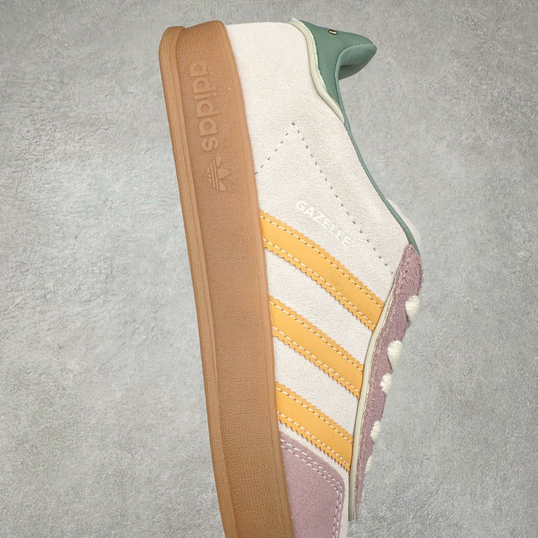 图片[6]-AD Gazelle Indoor Trainers 羚羊内训系列低帮复古百搭休闲运动德训风板鞋 90年代经典的复刻版！自60年代以足球训练鞋面世以来,Gazelle就以其经典设计席卷全球。1991年版本的复刻,再造经典Gazelle。采用皮革打造,搭配浊色细节,让这款经典更加简约。尺码：36 36⅔ 37⅓ 38 38⅔ 39⅓ 40 40⅔ 41⅓ 42 42⅔ 43⅓ 44 45-选品中心