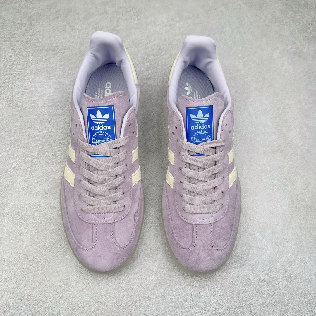 图片[2]-AD Gazelle Indoor Trainers 羚羊内训系列低帮复古百搭休闲运动德训风板鞋 90年代经典的复刻版！自60年代以足球训练鞋面世以来,Gazelle就以其经典设计席卷全球。1991年版本的复刻,再造经典Gazelle。采用皮革打造,搭配浊色细节,让这款经典更加简约。尺码：36 36⅔ 37⅓ 38 38⅔ 39⅓ 40 40⅔ 41⅓ 42 42⅔ 43⅓ 44 45-选品中心