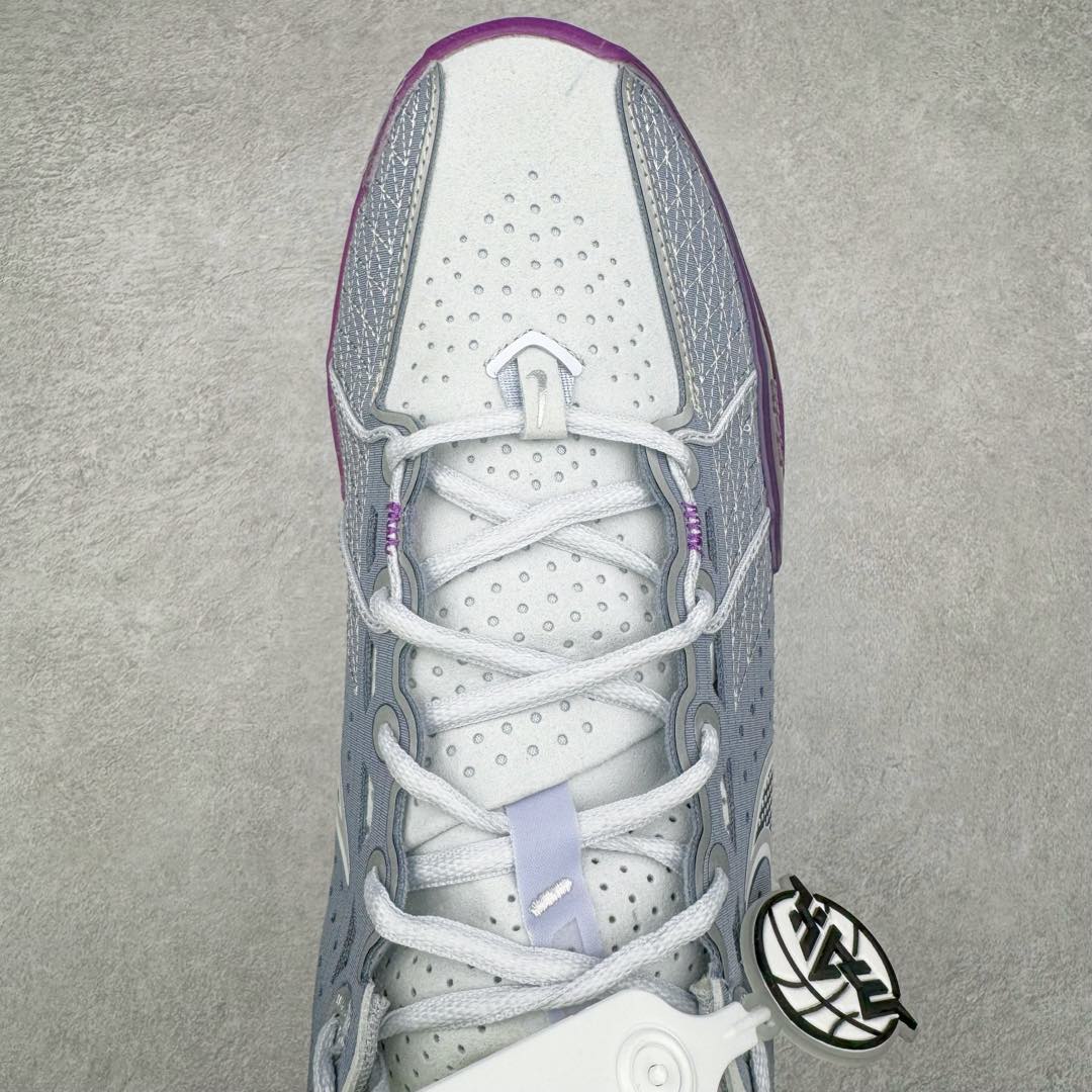 图片[4]-＃灭世/Max NK Air Zoom G.T.Cut 3 EP 实战系列篮球鞋 DV2918-400 全新GT Cut 3.0 全掌搭载了 ZoomX 泡棉 使得整双鞋在缓震表现上可谓相当优秀 拥有着顶级科技配置的同时 颜值设计也非常可观 整体鞋型仍然保留了前低后高的设计 G.T. Cut 传统的突进极速突破的感觉 鞋头麂皮材质和 NK Flywire 飞线工艺 相对来说包裹感更好了 必备的TPU 支撑片 两侧 Swoosh 的透气孔设计 起到散热透气的作用 鞋舌采用类似跑鞋的半开叉式设计 搭配鞋带既可以提升包裹感 又降低了运动中鞋舌乱跑的可能性 鞋子内里填充相当厚实 避免掉跟 尺码：39 40 40.5 41 42 42.5 43 44 44.5 45 46-选品中心