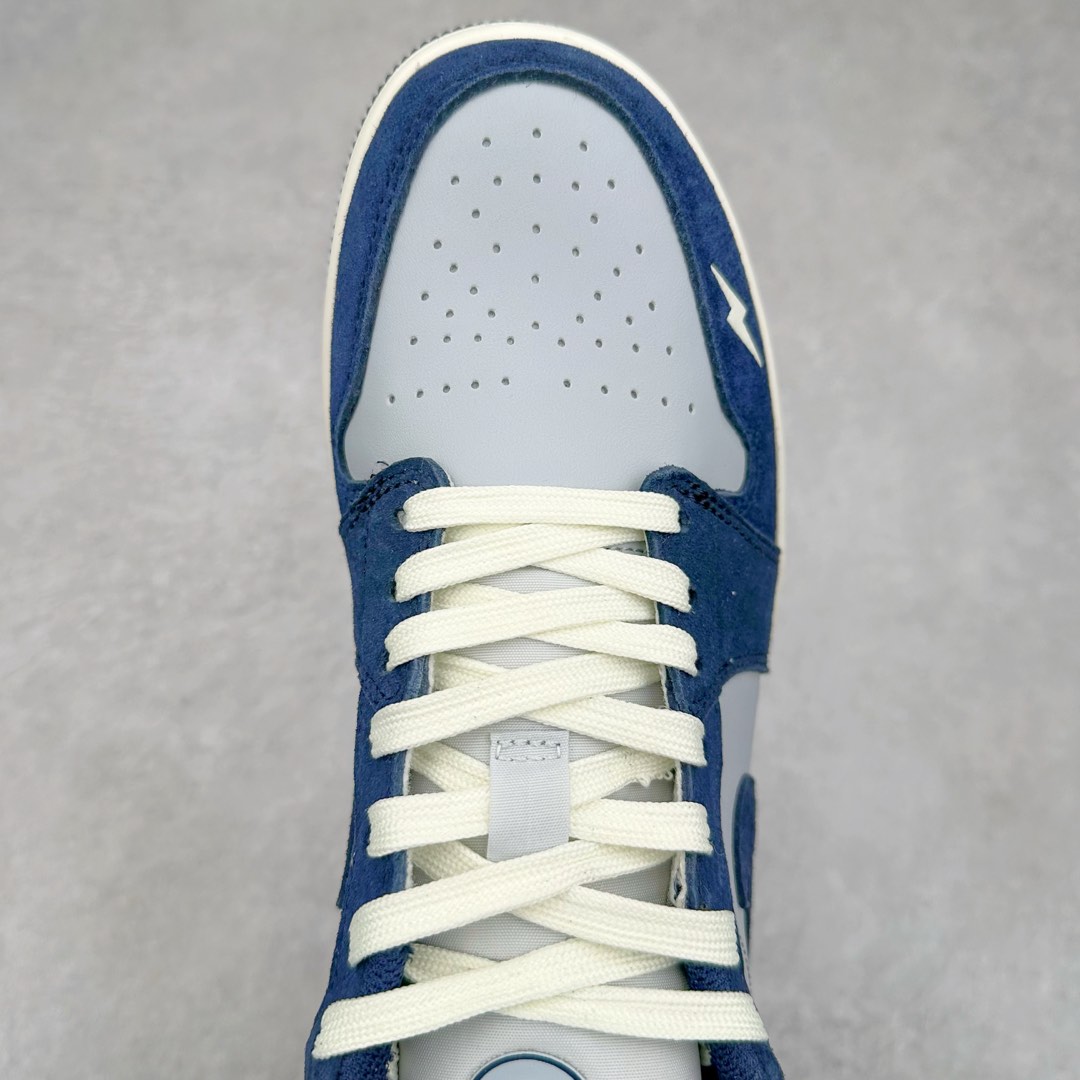 图片[4]-Air Jordan AJ1 Low 低帮定制 DC2024-026 原厂内置气垫魔块 A模大底 头层小牛皮 鞋舌AJ原厂专用牛津布+AJ专用反口珍珠布+原厂无杂质高弹内里海棉+特殊封边弹力鞋带 尺码：36 36.5 37.5 38 38.5 39 40 40.5 41 42 42.5 43 44 44.5 45 46 47.5-选品中心