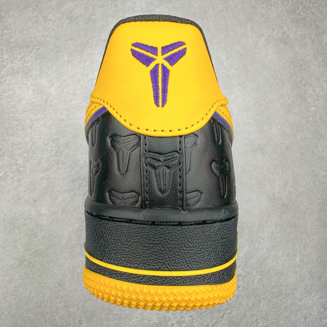 图片[8]-NK Air Force 1´07 Low 空军一号低帮百搭休闲运动板鞋 HV5132-001 柔软、弹性十足的缓震性能和出色的中底设计 横跨复古与现代的外型结合 造就出风靡全球 三十多年的Force 1 直到今天还深受青睐 尺码：36 36.5 37.5 38 38.5 39 40 40.5 41 42 42.5 43 44 44.5 45-选品中心