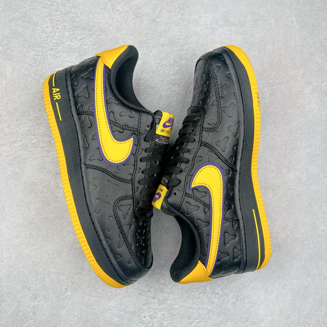 图片[3]-NK Air Force 1´07 Low 空军一号低帮百搭休闲运动板鞋 HV5132-001 柔软、弹性十足的缓震性能和出色的中底设计 横跨复古与现代的外型结合 造就出风靡全球 三十多年的Force 1 直到今天还深受青睐 尺码：36 36.5 37.5 38 38.5 39 40 40.5 41 42 42.5 43 44 44.5 45-选品中心