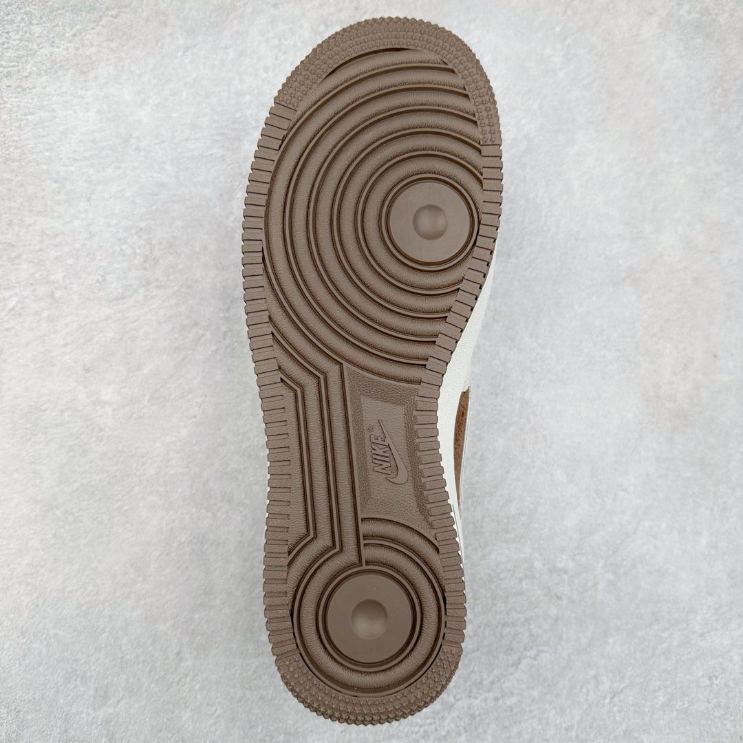 图片[9]-NK Air Force 1´07 Low 空军一号低帮百搭休闲运动板鞋 ME2392-102 柔软、弹性十足的缓震性能和出色的中底设计 横跨复古与现代的外型结合 造就出风靡全球 三十多年的Force 1 直到今天还深受青睐 尺码：36 36.5 37.5 38 38.5 39 40 40.5 41 42 42.5 43 44 44.5 45-选品中心