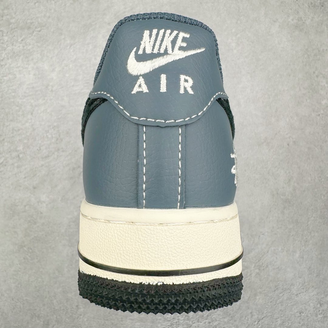 图片[8]-NK Air Force 1´07 Low 空军一号低帮百搭休闲运动板鞋 XZ3328-198 柔软、弹性十足的缓震性能和出色的中底设计 横跨复古与现代的外型结合 造就出风靡全球 三十多年的Force 1 直到今天还深受青睐 尺码：36 36.5 37.5 38 38.5 39 40 40.5 41 42 42.5 43 44 44.5 45-选品中心