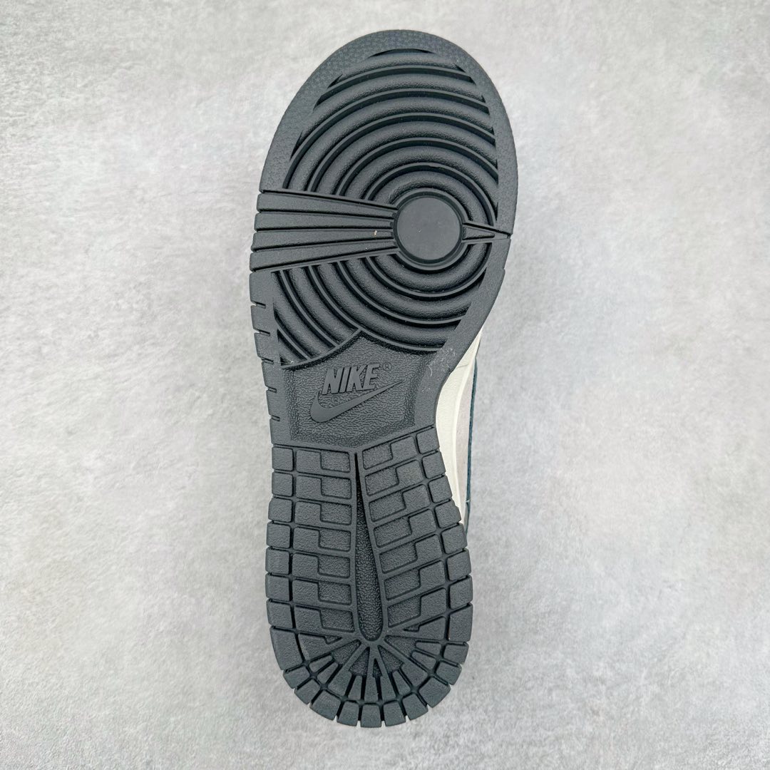 图片[9]-NK Dunk Low 定制配色 LW1818-109 大厂出品 极力推荐 原装头层材料 独家版型蒸餾加工帶來的是更好的视觉和脚感体验大厂纯原品质出货 清洁度 电绣工艺 皮料切割干净无任何毛边 细节完美 尺码：36 36.5 37.5 38 38.5 39 40 40.5 41 42 42.5 43 44 44.5 45-选品中心