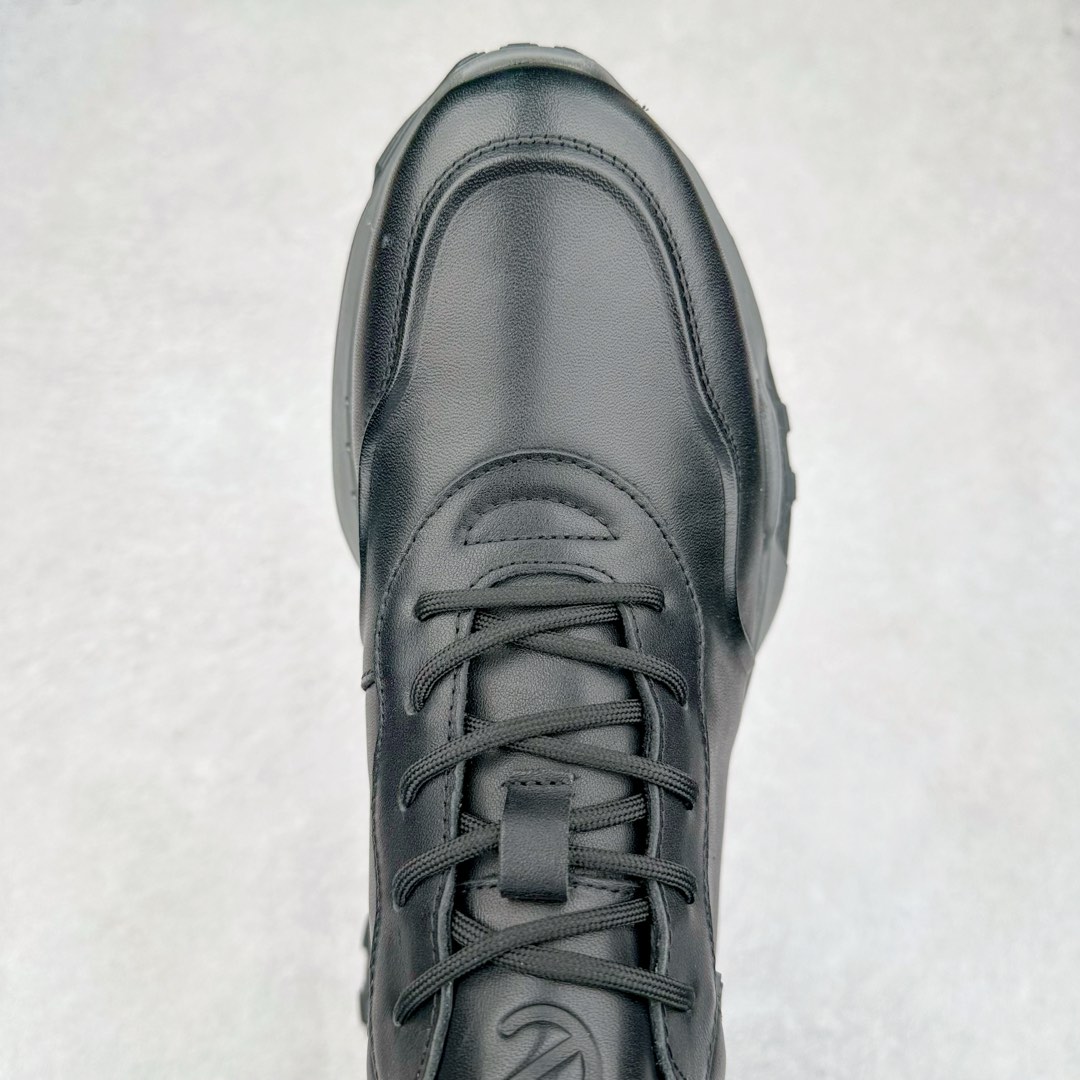 图片[4]-Ecco爱步男鞋新款运动鞋 跑鞋厚底增高老爹鞋 驱动系列全新款式 拼色拼接鞋面 时尚有型 牛皮与纺织品拼接 脚感舒适 出街有型 贴心套脚系带设计 舒适包裹双足 柔软细腻，亲肤透气 以摩托车粗犷胎纹为灵感 PU大底提供牵引性和支撑性 耐磨防滑提升稳定性 轻盈鞋底 舒适耐穿 户外出行 肆意洒脱 尺码：38 39 40 41 42 43 44（皮鞋码）-选品中心