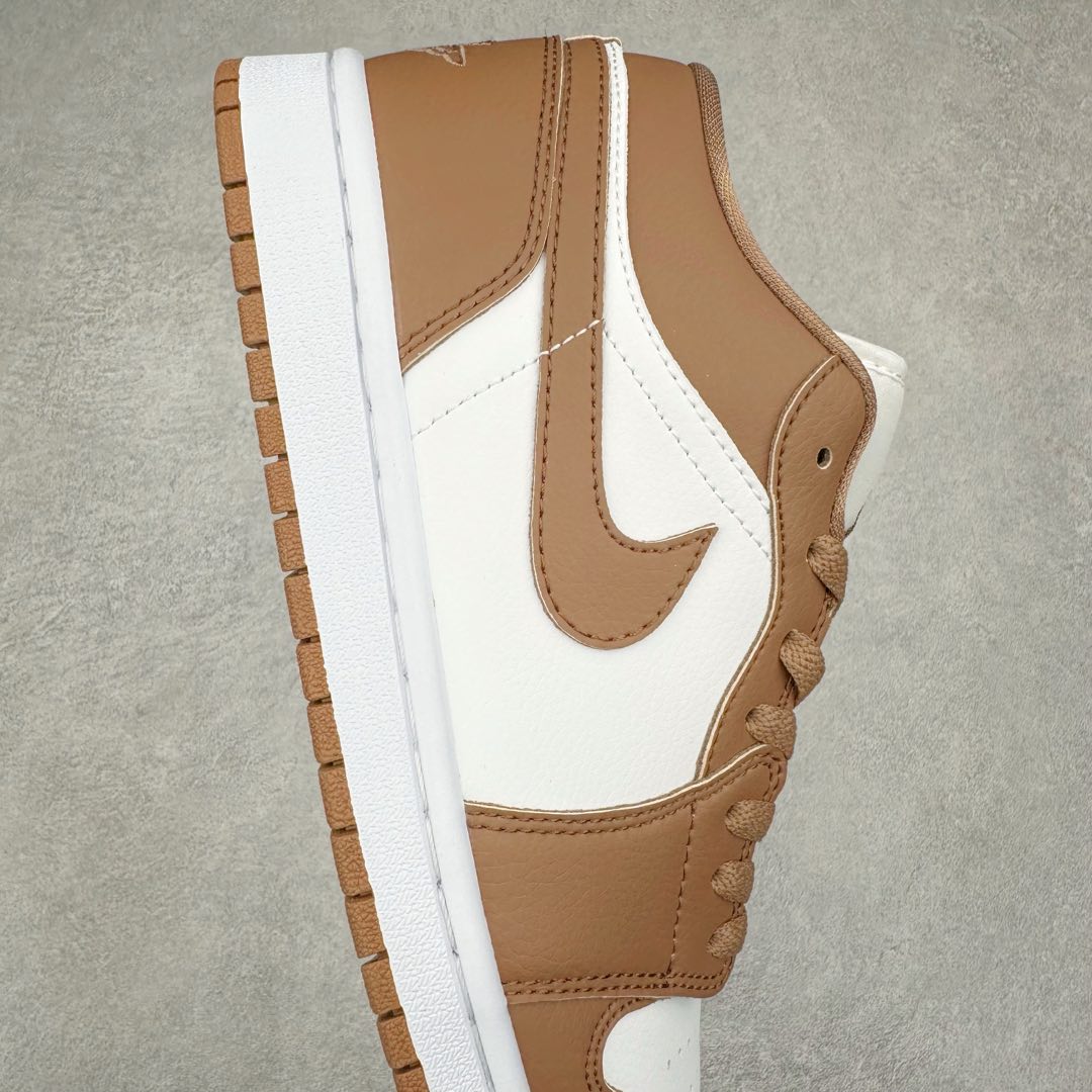图片[6]-＃K版 Air Jordan AJ1 Low 低帮 白棕 DC0774-202 全新流水线出品 DT版本唯一平替选择 市场第二梯队最强版 全部原鞋开发 原楦原纸板开发 全鞋电脑针车 原厂内置全掌气垫 原盒内在原标 唯一Zp原版鞋带绑法 免检产品 全新2022版型 全头层皮料 完美零毛边处理 原厂配置全掌气垫 价格定位良心 几十个配色陆续出货 尺码：36 36.5 37.5 38 38.5 39 40 40.5 41 42 42.5 43 44 44.5 45 46 47.5-选品中心