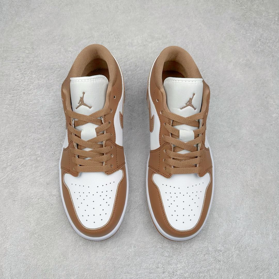 图片[2]-＃K版 Air Jordan AJ1 Low 低帮 白棕 DC0774-202 全新流水线出品 DT版本唯一平替选择 市场第二梯队最强版 全部原鞋开发 原楦原纸板开发 全鞋电脑针车 原厂内置全掌气垫 原盒内在原标 唯一Zp原版鞋带绑法 免检产品 全新2022版型 全头层皮料 完美零毛边处理 原厂配置全掌气垫 价格定位良心 几十个配色陆续出货 尺码：36 36.5 37.5 38 38.5 39 40 40.5 41 42 42.5 43 44 44.5 45 46 47.5-选品中心