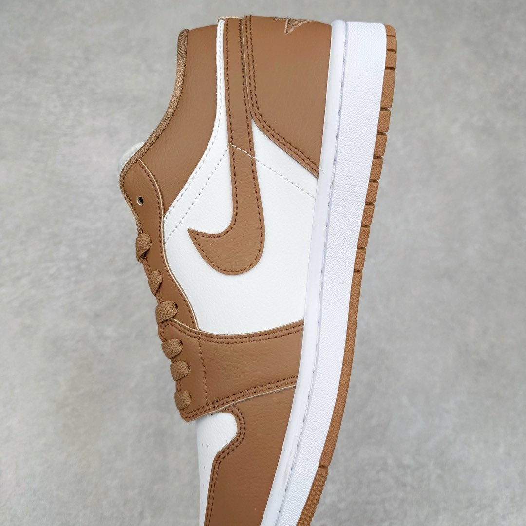 图片[7]-＃K版 Air Jordan AJ1 Low 低帮 白棕 DC0774-202 全新流水线出品 DT版本唯一平替选择 市场第二梯队最强版 全部原鞋开发 原楦原纸板开发 全鞋电脑针车 原厂内置全掌气垫 原盒内在原标 唯一Zp原版鞋带绑法 免检产品 全新2022版型 全头层皮料 完美零毛边处理 原厂配置全掌气垫 价格定位良心 几十个配色陆续出货 尺码：36 36.5 37.5 38 38.5 39 40 40.5 41 42 42.5 43 44 44.5 45 46 47.5-选品中心