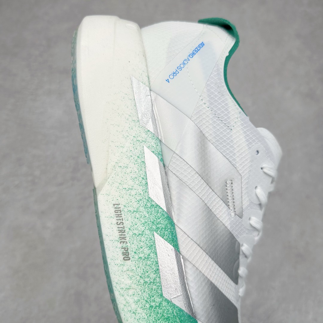 图片[6]-AD Adizero Eva SL M 零度进化版系列低帮轻便透气竞速休闲运动慢跑鞋 JR9707 相信大家对去年 adidas 横空出世的「顶级超跑」adiZero Adios Pro EVO 1 记忆犹新！不仅登顶阿迪史上最轻跑鞋宝座，更在接下来的全球马拉松赛事中，持续书写着惊人成绩，被网友戏称新一代「阿迪神鞋」全网刷屏！极简设计语言与强烈速度感和存在感的鞋侧三线，让人过目不忘，特别种草！其中定位于中长跑训练的 adidas Adizero Evo SL，整体外观造型与 adiZero Adios Pro EVO 1 非常相似。中底配置方面搭载全掌 Lightstrike Pro，鞋面采用透气网面示人，契合日常训练鞋的定位，更加耐用。外底给到了马牌橡胶，及类似上代竞速旗舰 adidas Adizero Adios Pro 3 区域分布。整体看下来无论是外观的鲜明辨识度，还是配置的扎实程度都很顶。尺码：36 36⅔ 37⅓ 38 38⅔ 39⅓ 40 40⅔ 41⅓ 42 42⅔ 43⅓ 44 45-选品中心