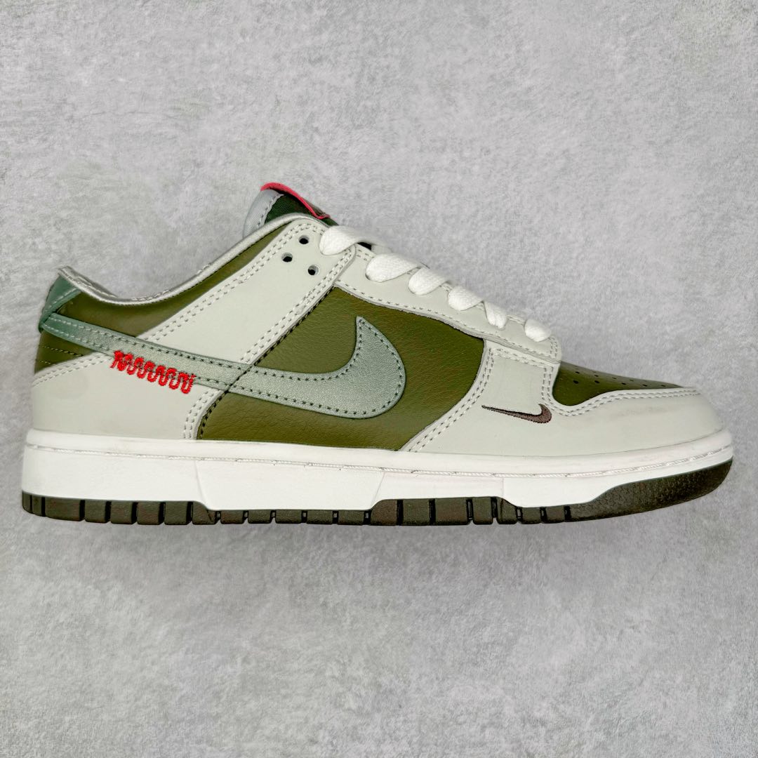 ＃K1 NK Dunk Low 蛇年限定 米白绿 HV5980-231 全新支线性价比拉满 迎合行情定价 正确头层皮料 细节均购入原鞋校对开发 全套原纸板楦头加持 细节品控鞋型稳定 独家私模官方最新原厂磨具打造大底 鞋头坡度极致还原 原盒原配 玻璃冲刀 超高清洁度 全鞋零毛边皮料切割 正确中底布背胶中底布拉帮走线 尺码：36 36.5 37.5 38 38.5 39 40 40.5 41 42 42.5 43 44 44.5 45 46-选品中心