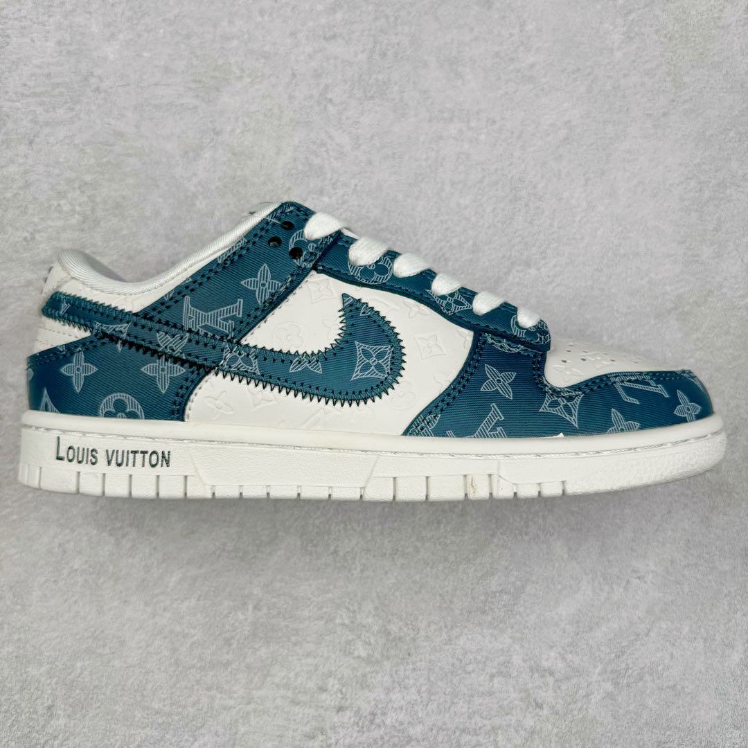 NK Dunk Low 定制配色 DQ1098-363 大厂出品 极力推荐 原装头层材料 独家版型蒸餾加工帶來的是更好的视觉和脚感体验大厂纯原品质出货 清洁度 电绣工艺 皮料切割干净无任何毛边 细节完美 尺码：36 36.5 37.5 38 38.5 39 40 40.5 41 42 42.5 43 44 44.5 45-选品中心