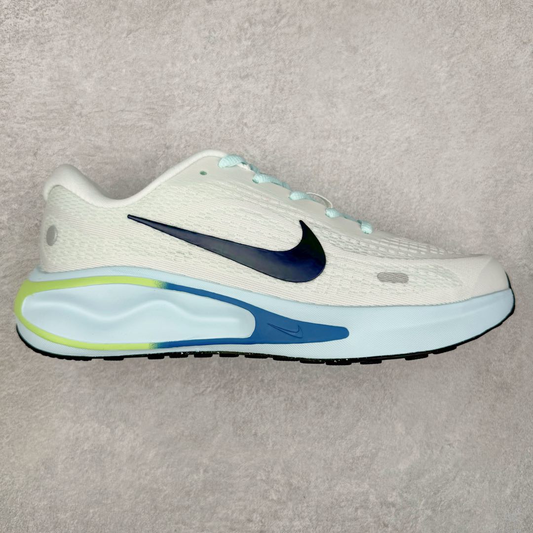 图片[8]-＃纯原福利 NK Journey Run 旅程慢跑系列低帮轻质缓震休闲运动公路跑步鞋 采用科技织法轻盈织物合成鞋面材质 搭载柔软厚实ComfiRide 泡绵缓震组合外置防滑耐磨橡胶底片 穿上 Journey Run 公路跑步鞋 尽情畅跑 享受每一步的风景 搭载柔软厚实的 ComfiRide 泡绵缓震配置 助你征服充满挑战的路面 大步流星 微笑前行 该鞋款舒适非凡 让你爱不释脚 尺码：35.5 36 36.5 37.5 38 38.5 39 40 40.5 41 42 42.5 43 44 44.5 45-选品中心