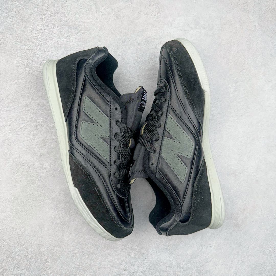 图片[3]-New Balance URC42 NB复古跑鞋 绒布拼接舒适耐磨跑步鞋限定 以更纯粹的复古风格设计打造的全新造型 侧身还以解构设计 将 N 字标志以做旧压花样式呈现 样式别具新意 则呈现出高级怀旧气质 也让鞋款在奢华时装风格与运动氛围之间达到了平衡 货号： URC42EBYH 尺码：36 37 37.5 38 38.5 39.5 40 40.5 41.5 42 42.5 43 44 45-选品中心